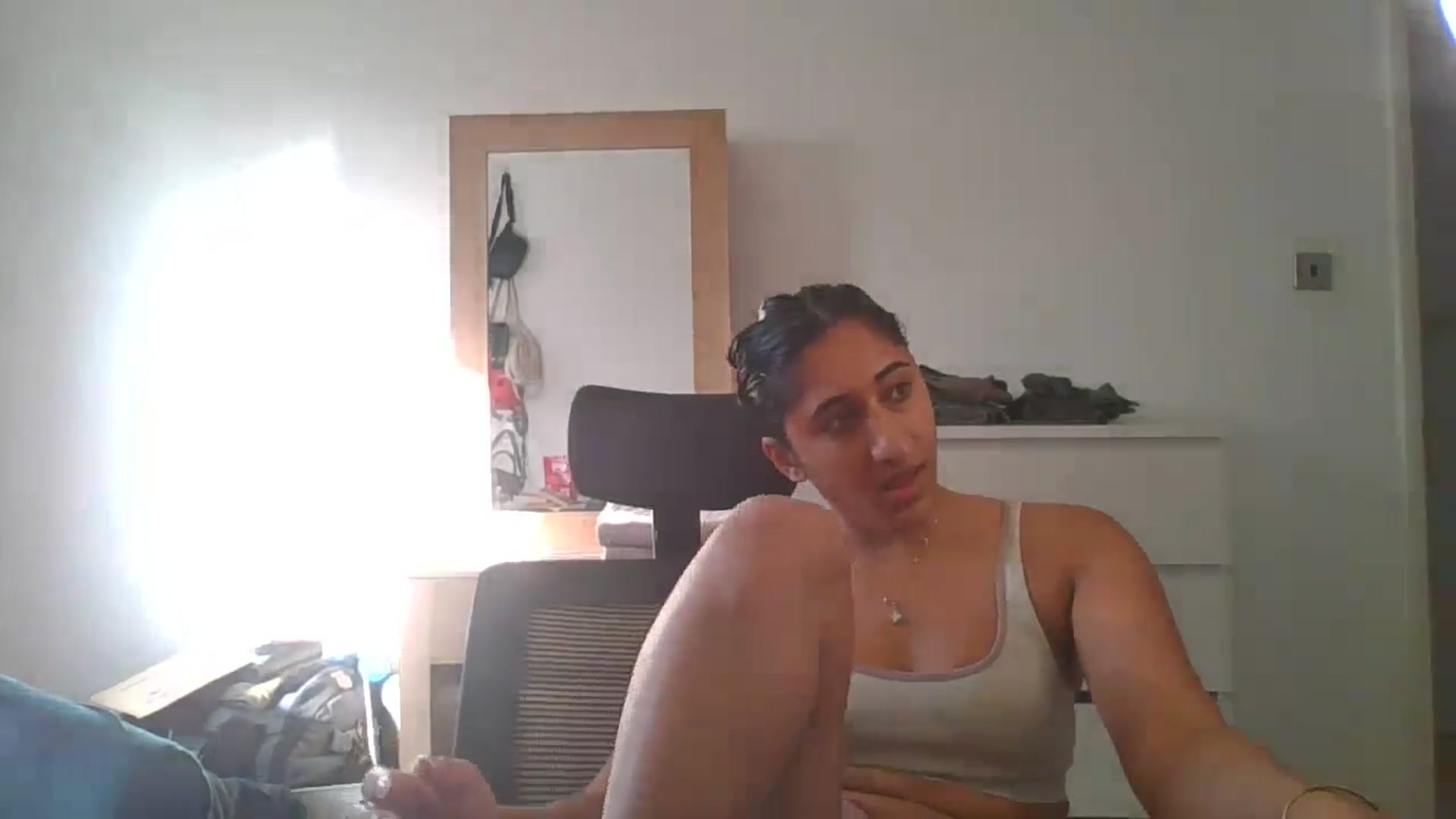 Gallery image thumbnail from Ameeraxo's myfreecams stream on, 07/06/2025, 18:02 image 14 of 20