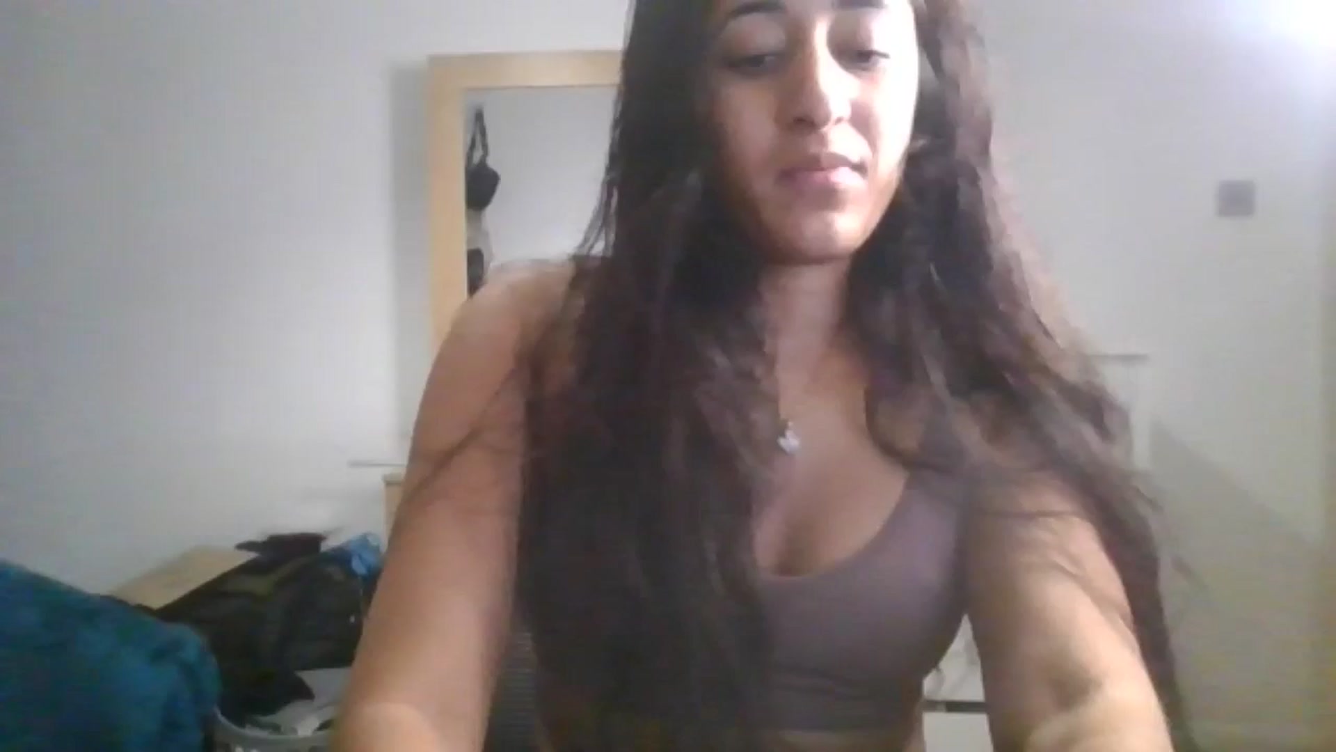 Gallery image thumbnail from Ameeraxo's myfreecams stream on, 07/06/2025, 21:33 image 10 of 20