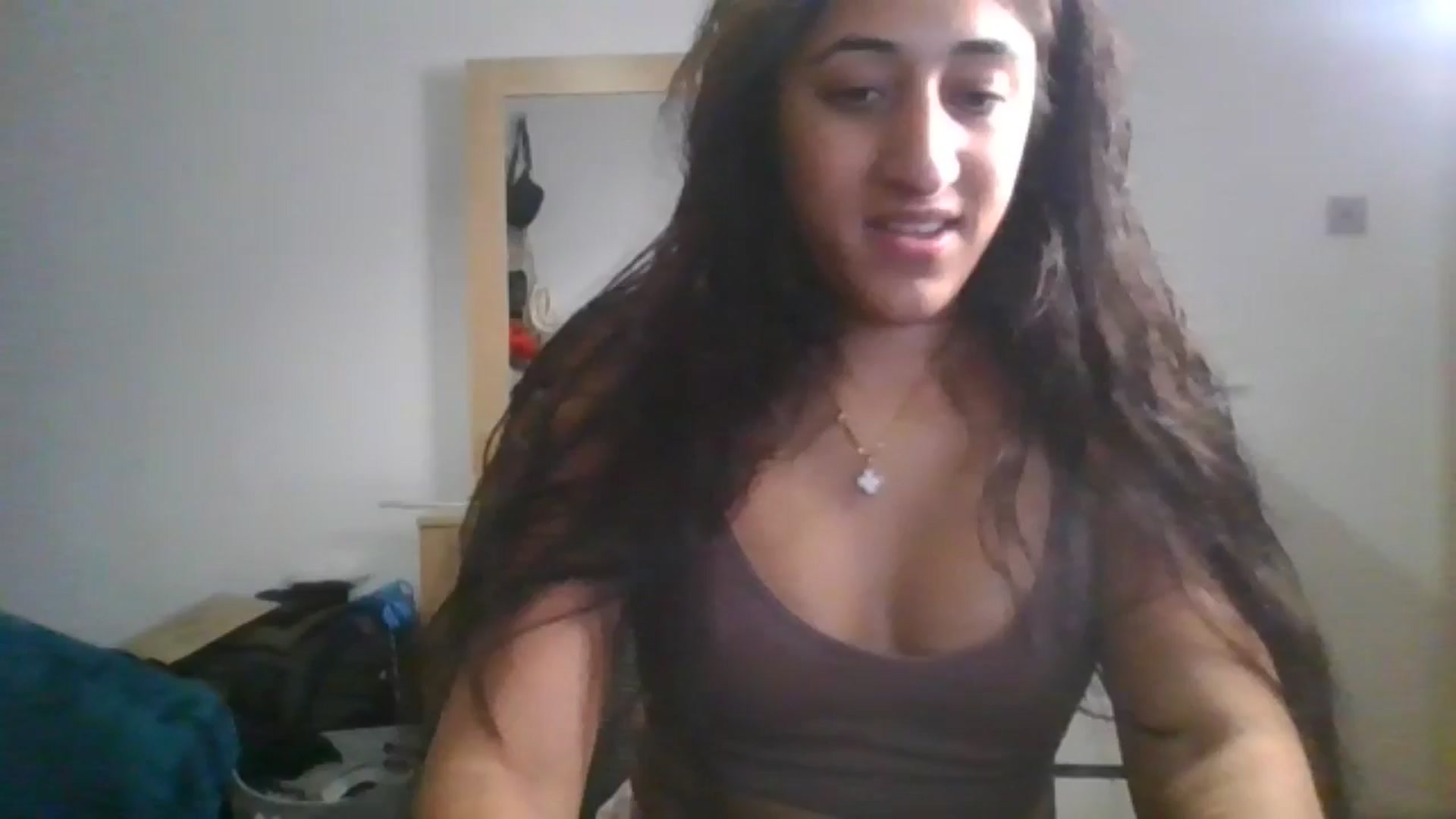 Gallery image thumbnail from Ameeraxo's myfreecams stream on, 07/06/2025, 21:33 image 12 of 20