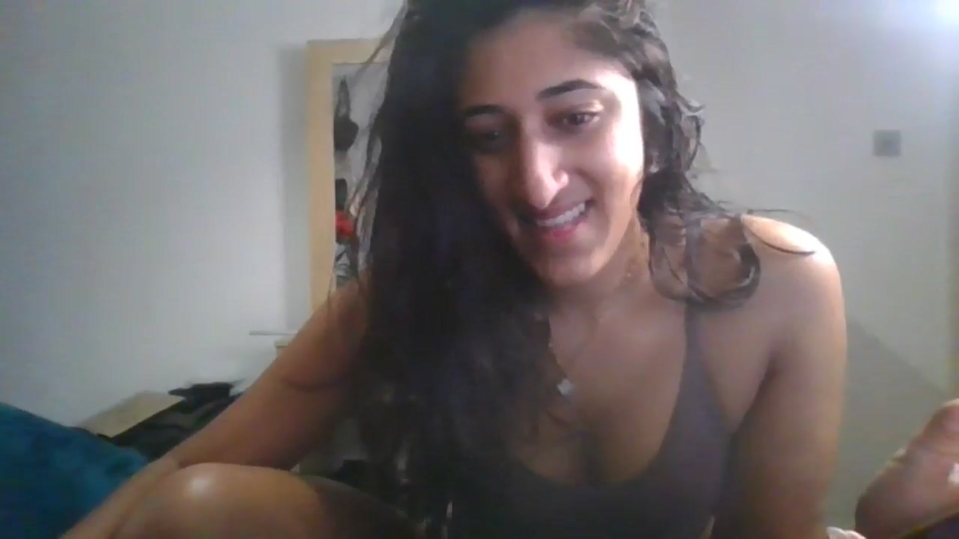 Gallery image thumbnail from Ameeraxo's myfreecams stream on, 07/06/2025, 21:33 image 6 of 20