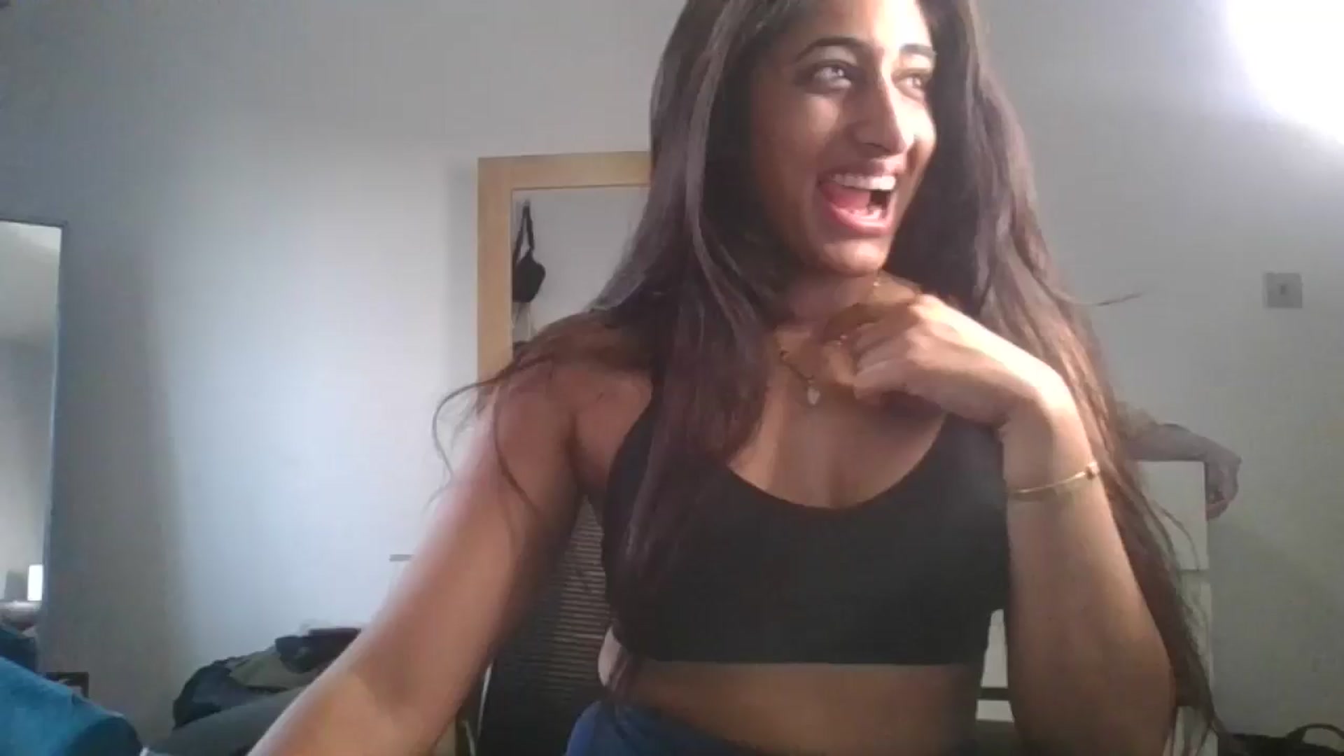Gallery image thumbnail from Ameeraxo's myfreecams stream on, 07/09/2025, 20:33 image 6 of 20