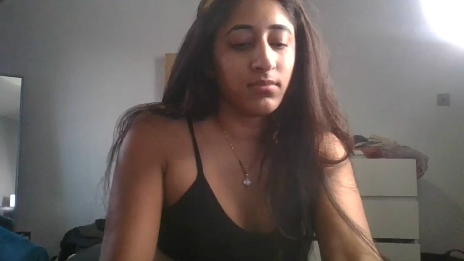 Gallery image thumbnail from Ameeraxo's myfreecams stream on, 07/09/2025, 20:33 image 15 of 20