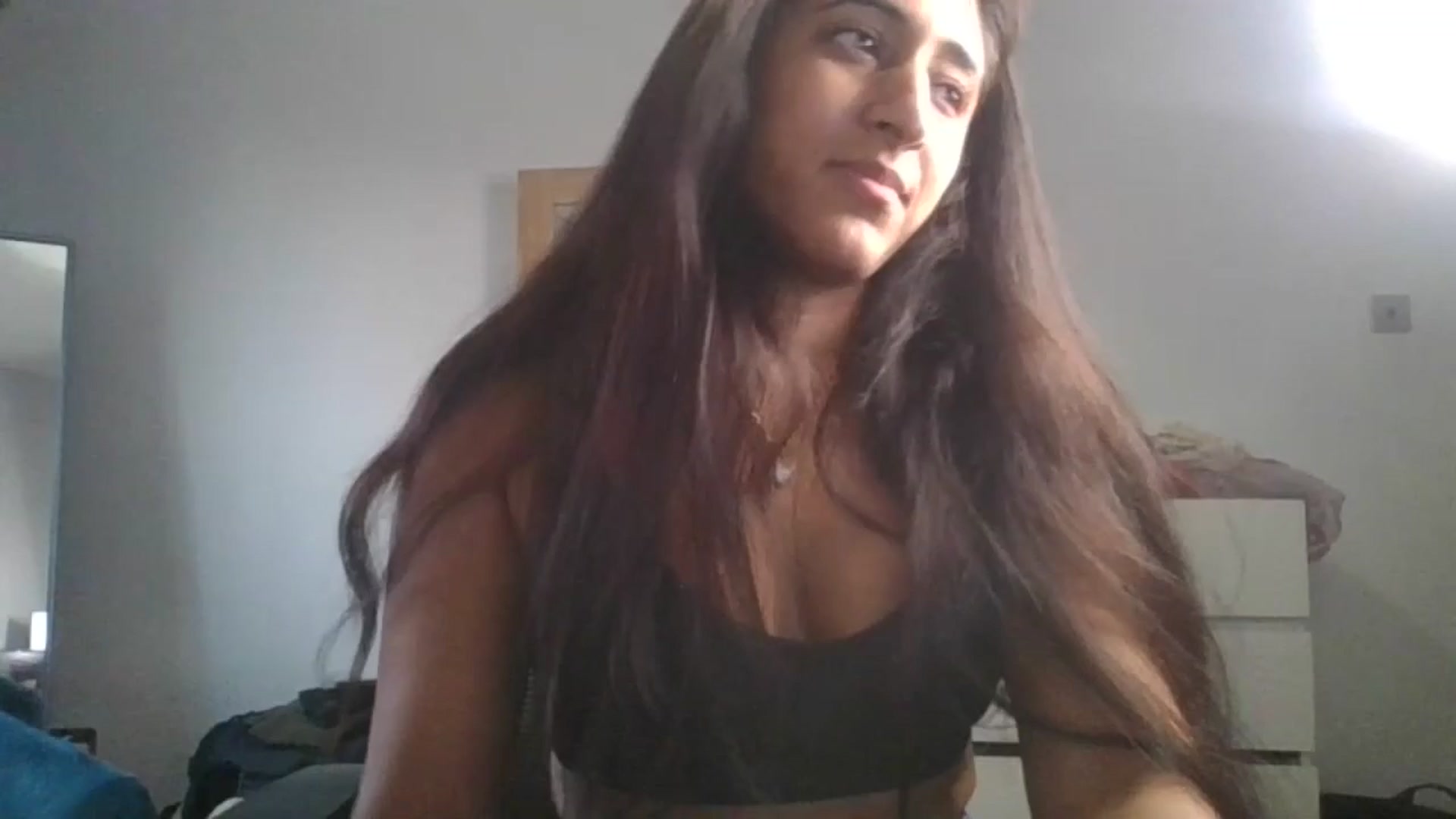Gallery image thumbnail from Ameeraxo's myfreecams stream on, 07/09/2025, 20:33 image 11 of 20