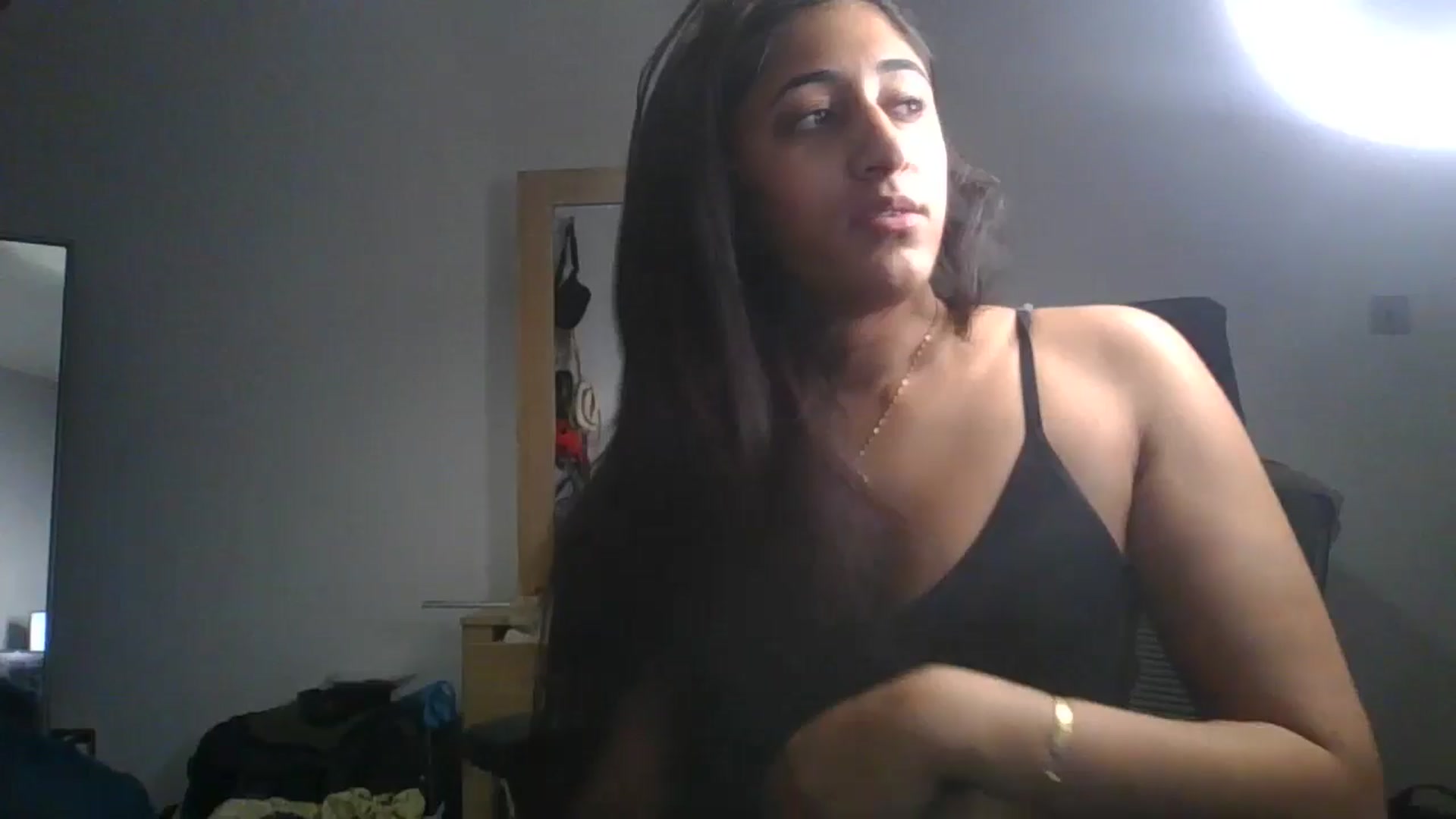 Gallery image thumbnail from Ameeraxo's myfreecams stream on, 07/09/2025, 21:10 image 16 of 20