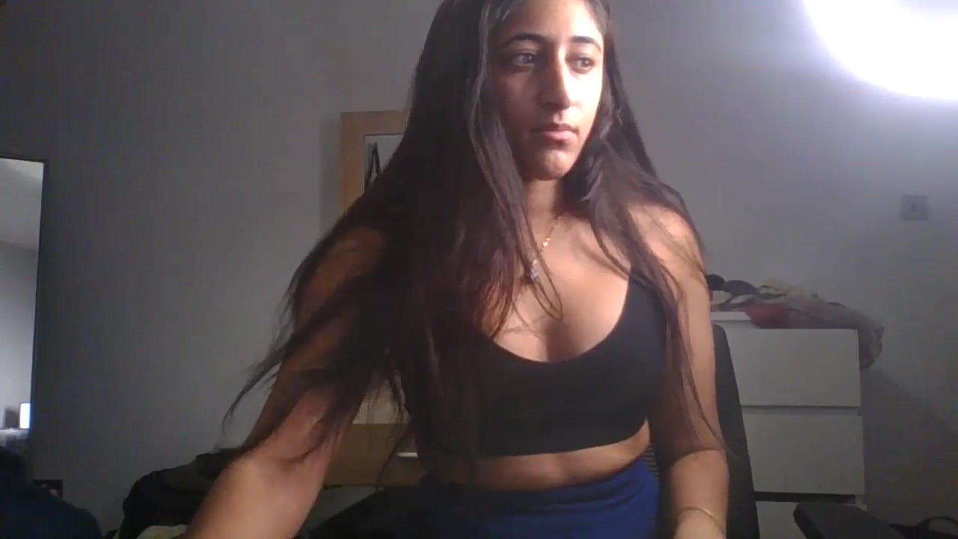 Gallery image thumbnail from Ameeraxo's myfreecams stream on, 07/09/2025, 21:10 image 12 of 20