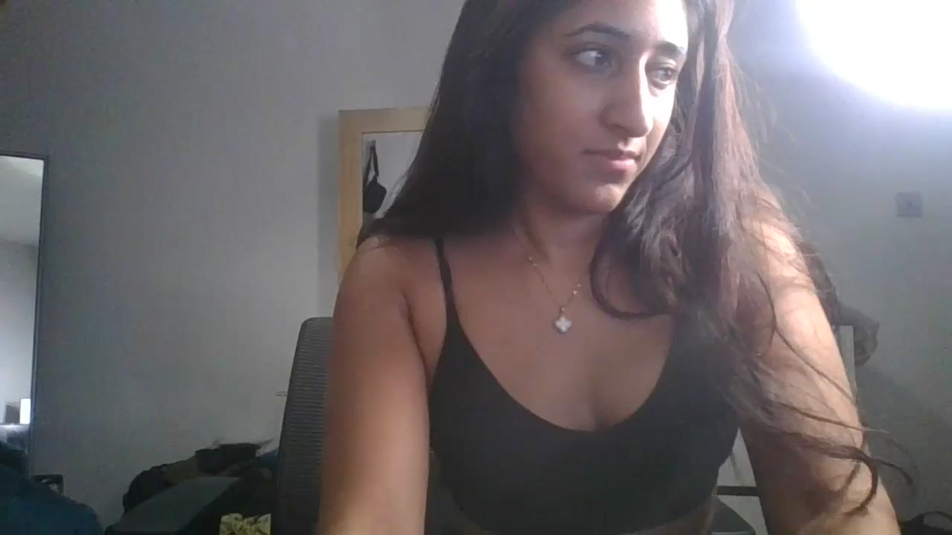 Gallery image thumbnail from Ameeraxo's myfreecams stream on, 07/09/2025, 22:14 image 19 of 20