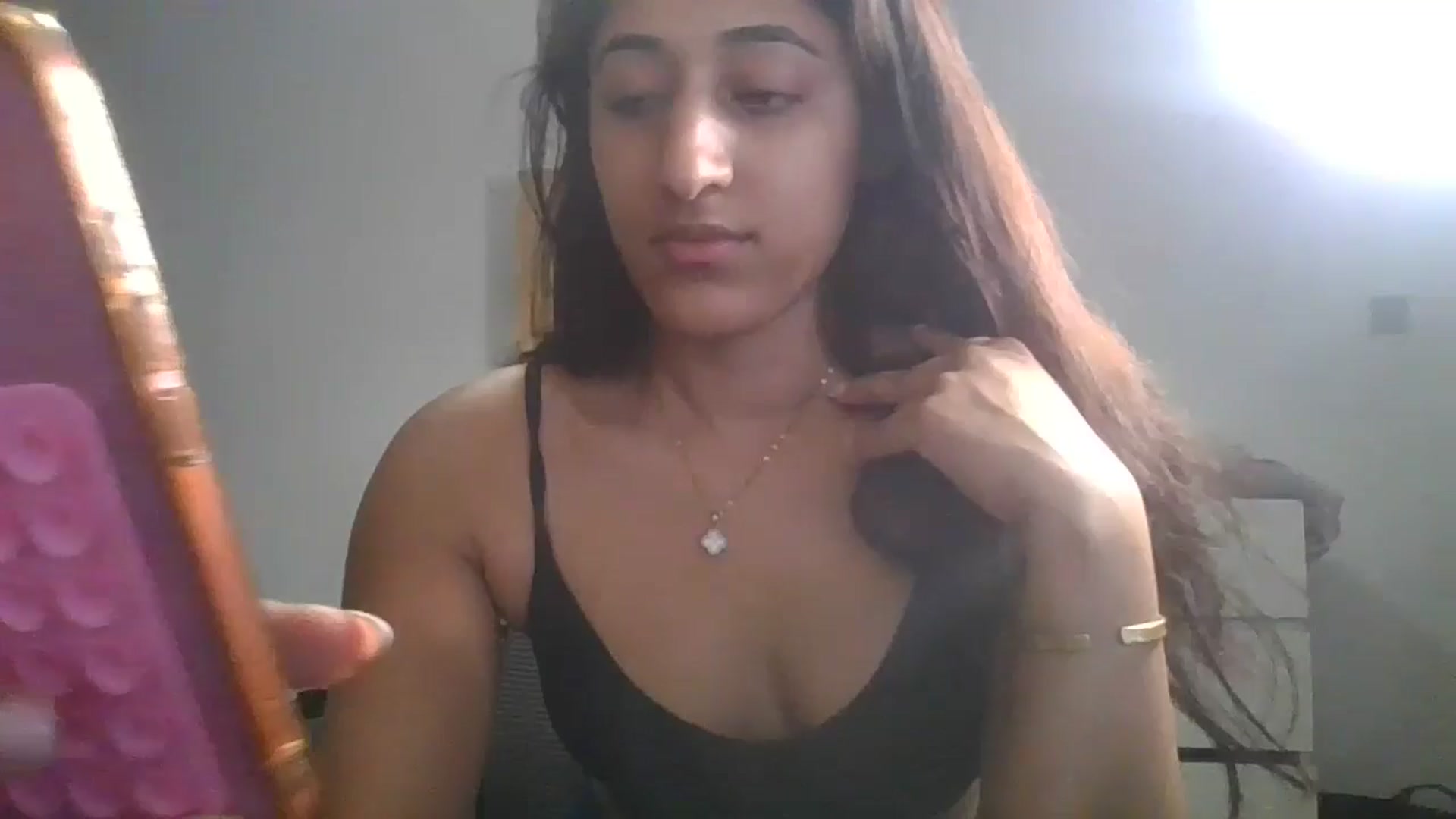 Gallery image thumbnail from Ameeraxo's myfreecams stream on, 07/09/2025, 22:14 image 18 of 20
