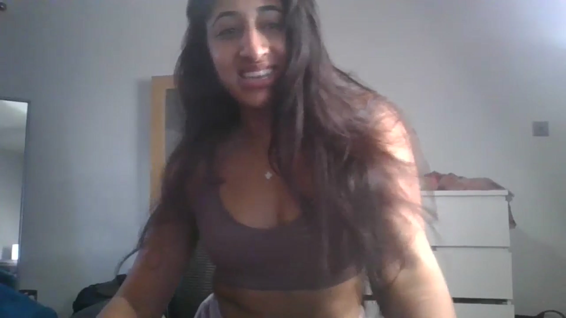 Gallery image thumbnail from Ameeraxo's myfreecams stream on, 07/10/2025, 20:37 image 14 of 20