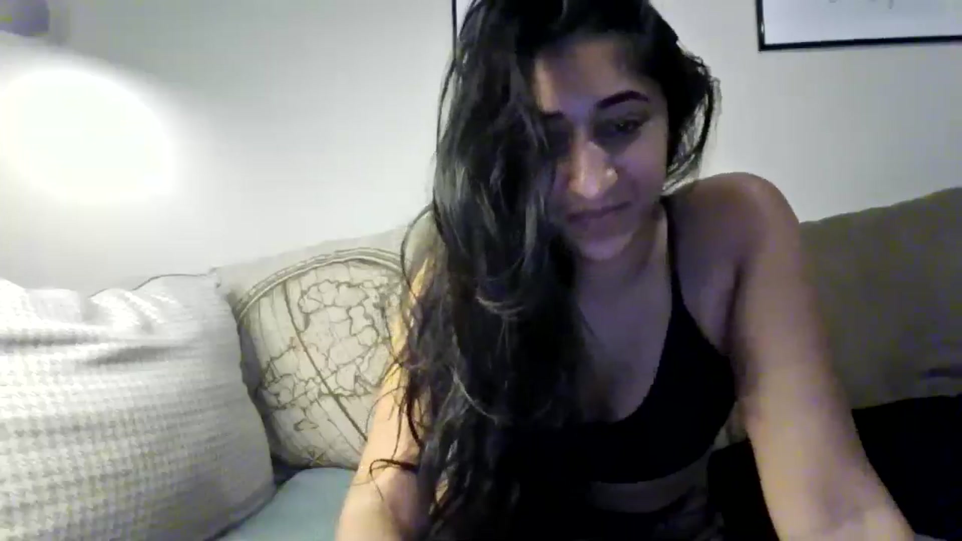 Gallery image thumbnail from Ameeraxo's myfreecams stream on, 08/03/2025, 23:10 image 2 of 20