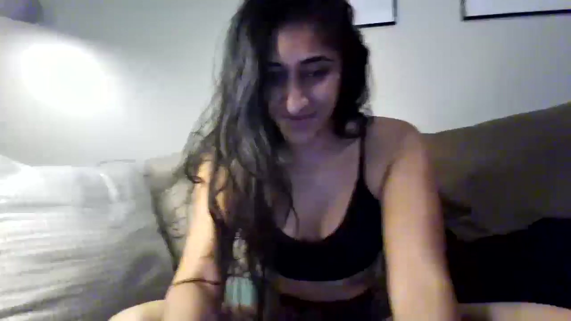 Gallery image thumbnail from Ameeraxo's myfreecams stream on, 08/03/2025, 23:10 image 18 of 20