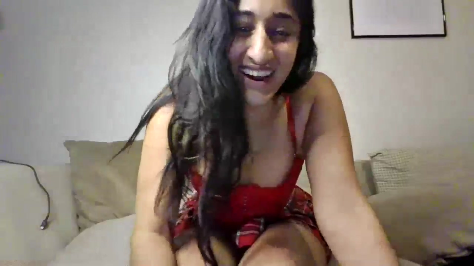 Gallery image thumbnail from Ameeraxo's myfreecams stream on, 08/07/2025, 21:29 image 6 of 20