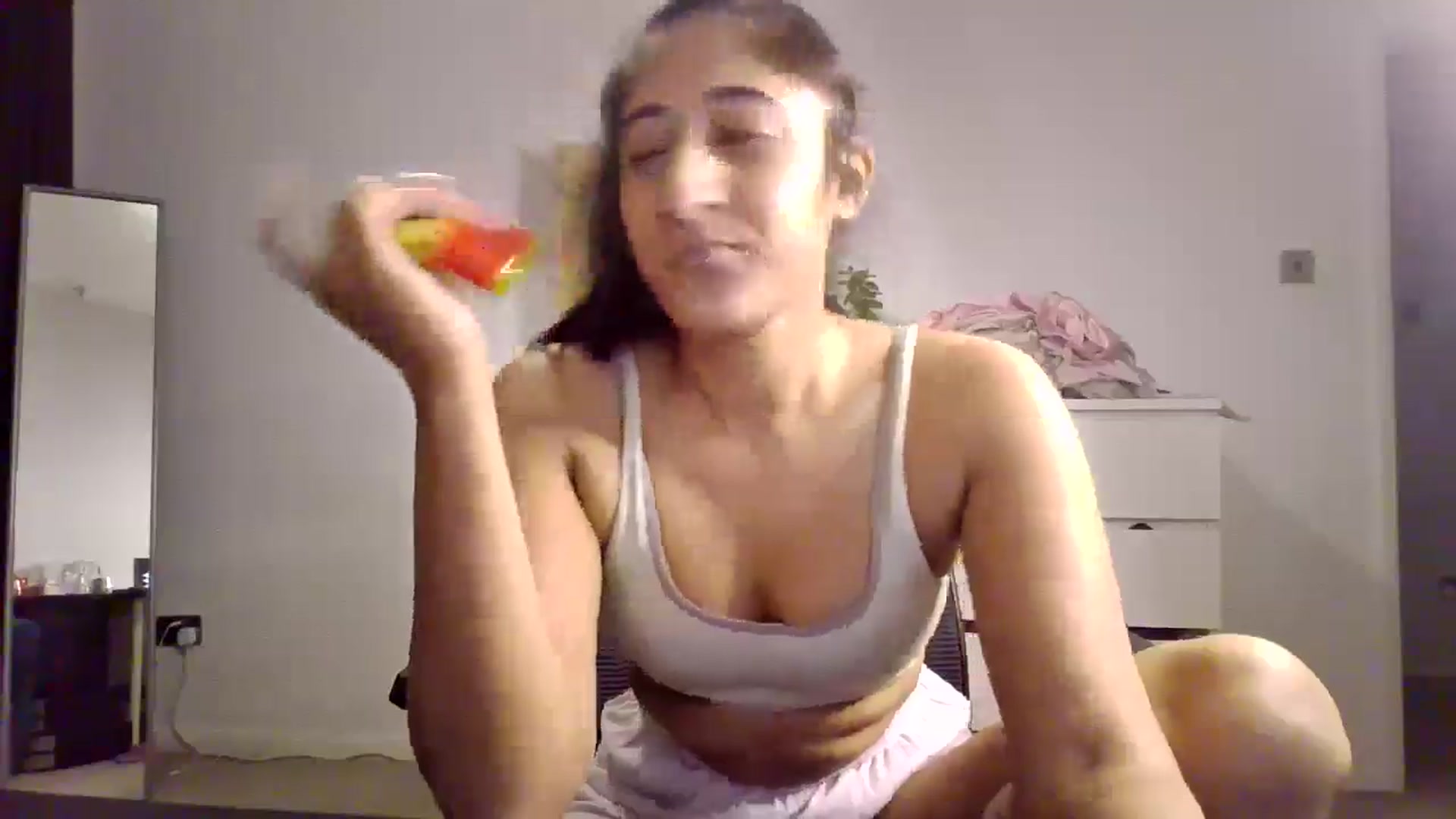 Gallery image thumbnail from Ameeraxo's myfreecams stream on, 08/14/2025, 22:53 image 3 of 20