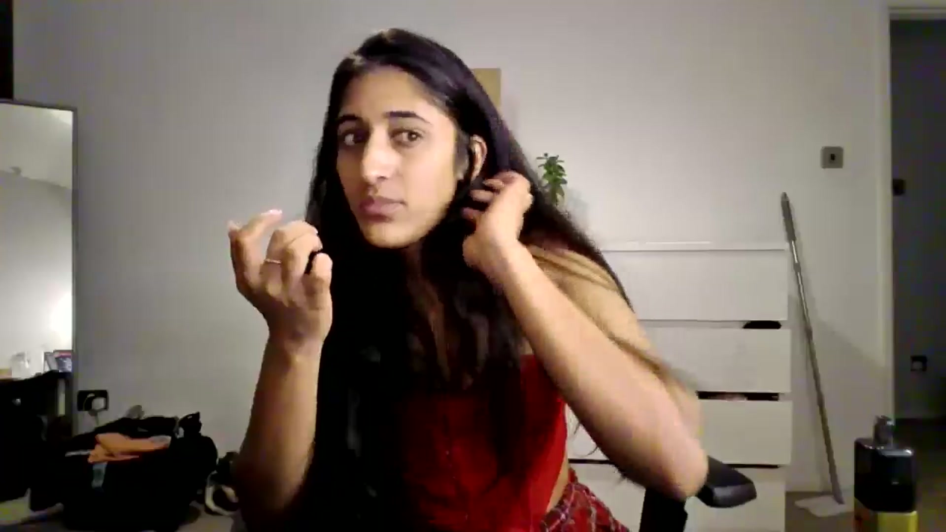 Gallery image thumbnail from Ameeraxo's myfreecams stream on, 08/28/2025, 02:44 image 2 of 20