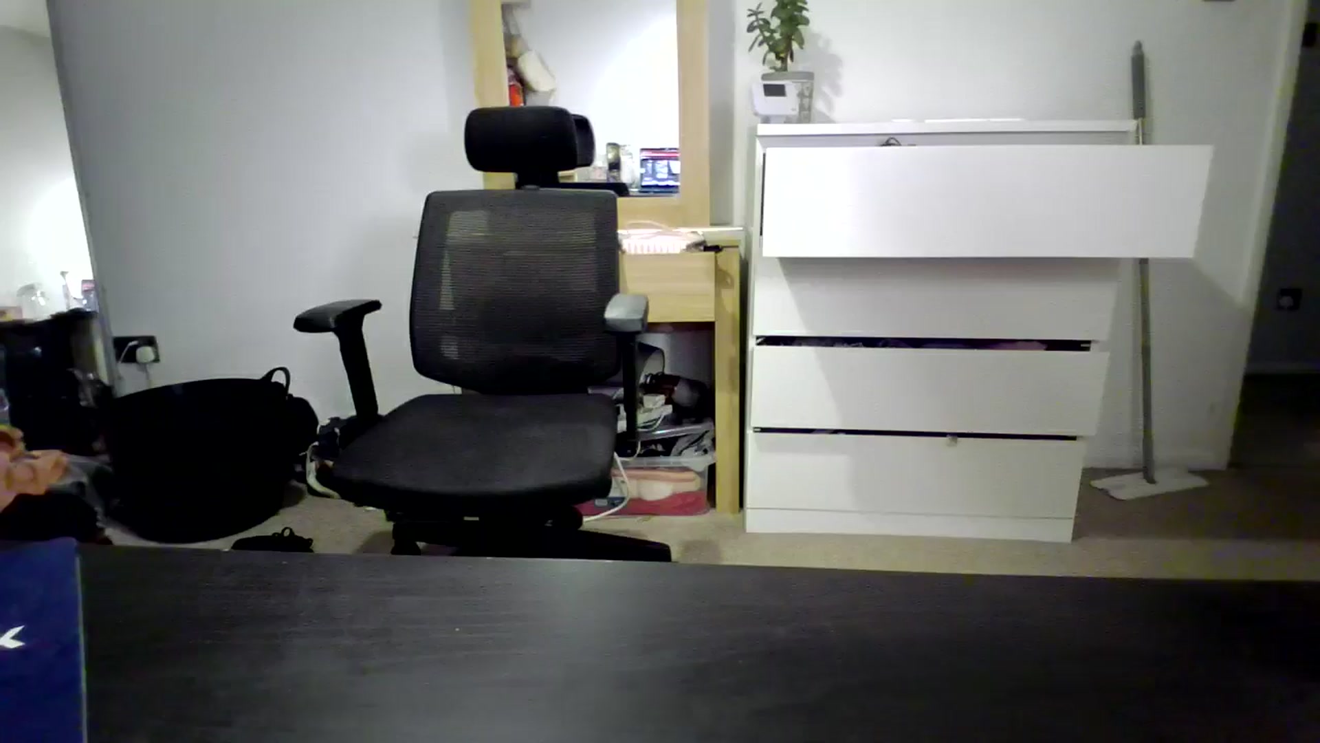Gallery image thumbnail from Ameeraxo's myfreecams stream on, 08/28/2025, 02:44 image 8 of 20