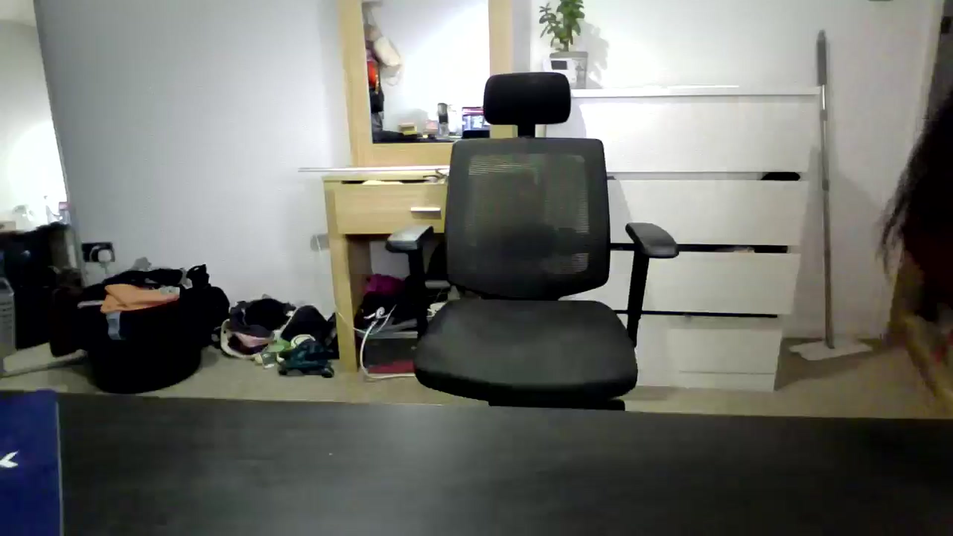 Gallery image thumbnail from Ameeraxo's myfreecams stream on, 08/28/2025, 02:44 image 7 of 20