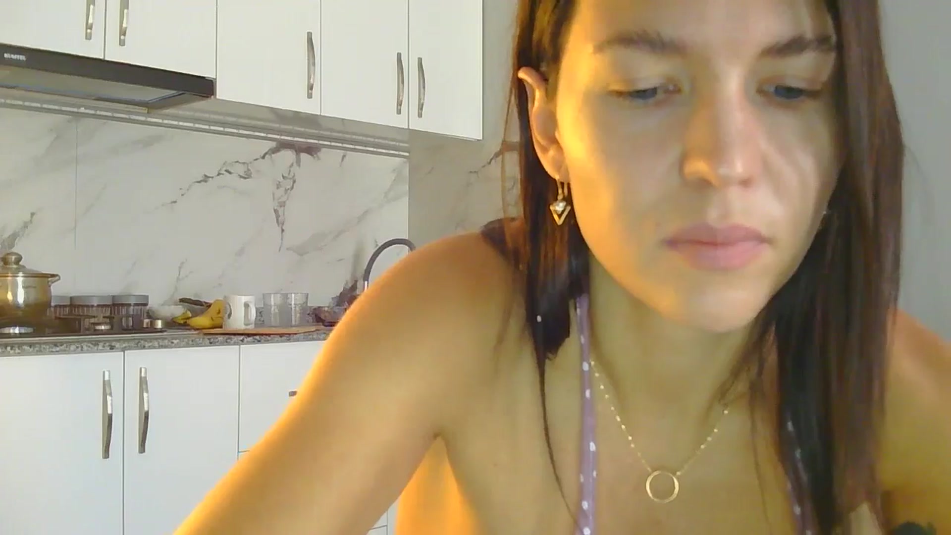 Gallery image thumbnail from Ameli's myfreecams stream on, 08/20/2024, 11:45 image 10 of 20