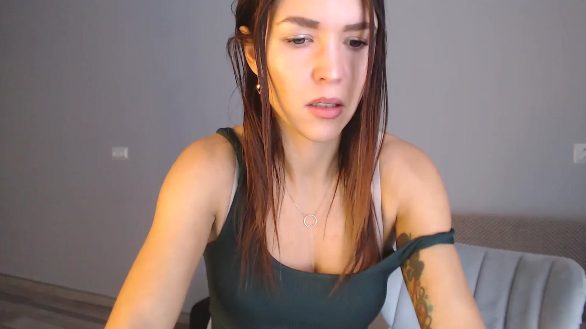 Gallery image thumbnail from Ameli's myfreecams stream on, 01/07/2025, 10:28 image 1 of 20