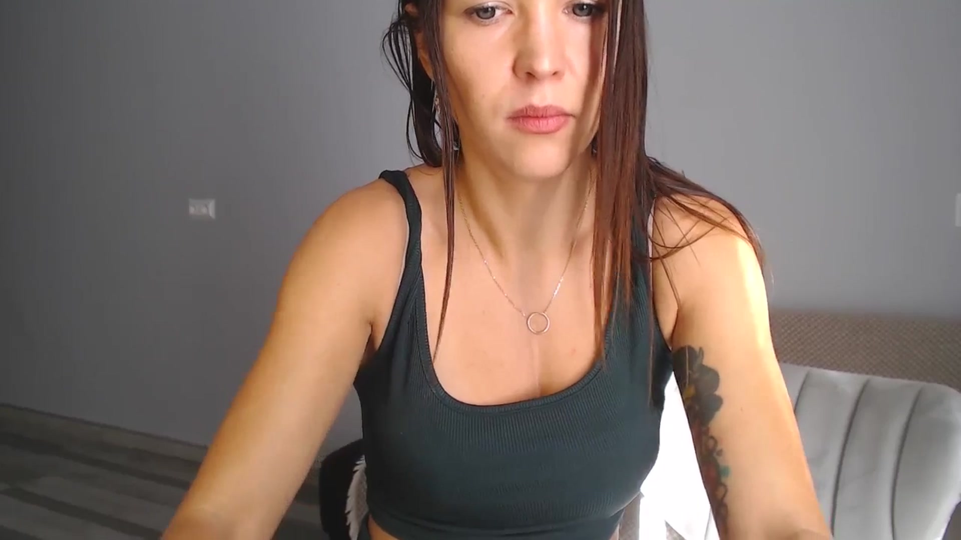 Gallery image thumbnail from Ameli's myfreecams stream on, 01/07/2025, 10:28 image 7 of 20