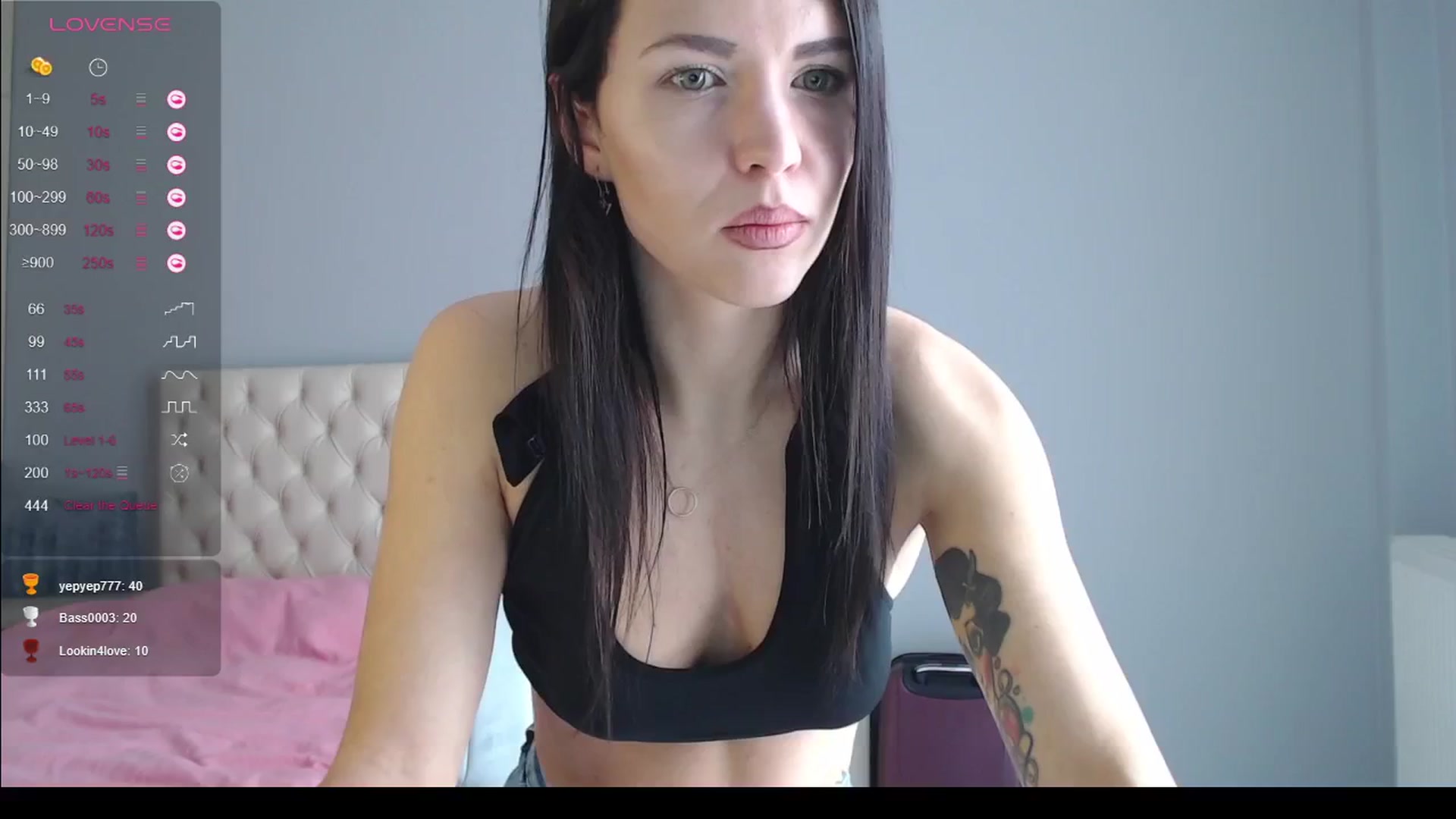 Gallery image thumbnail from Ameli's myfreecams stream on, 03/10/2025, 09:50 image 3 of 20