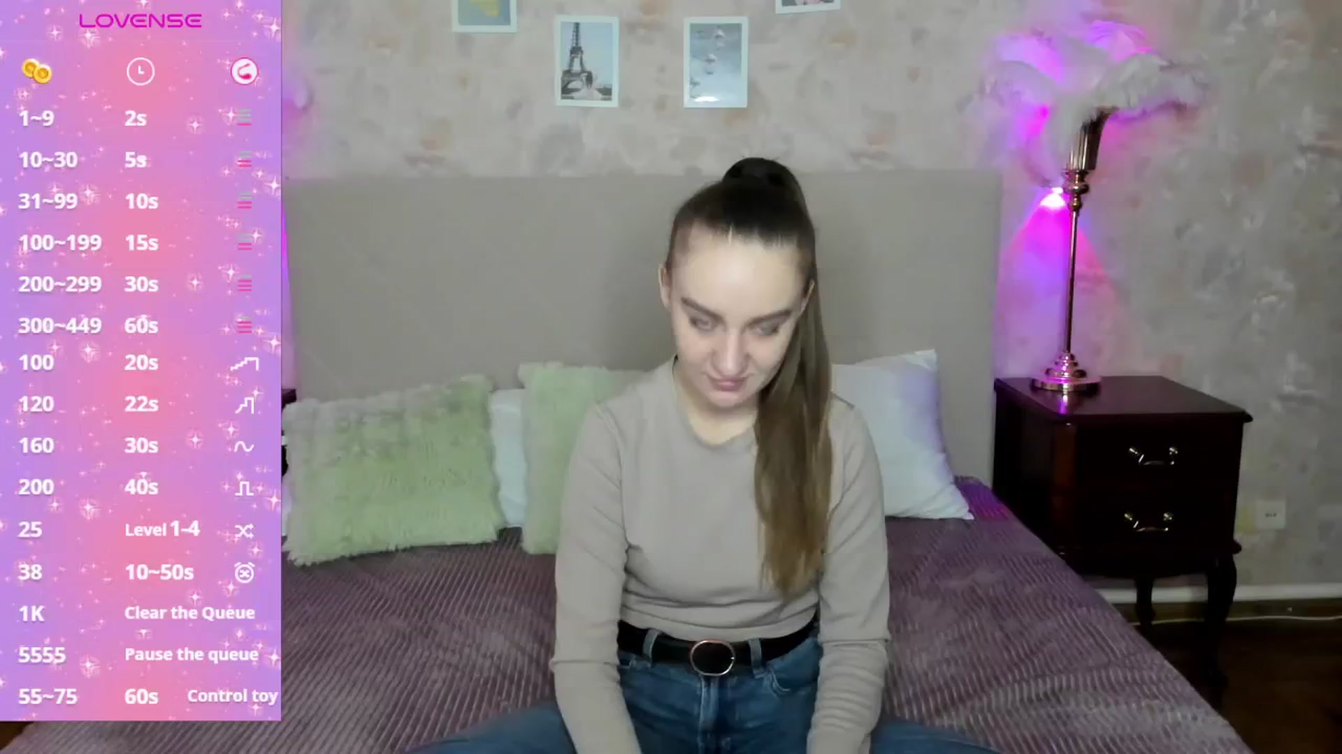 Gallery image thumbnail from AmeliGoldy's myfreecams stream on, 11/18/2025, 10:38 image 14 of 20