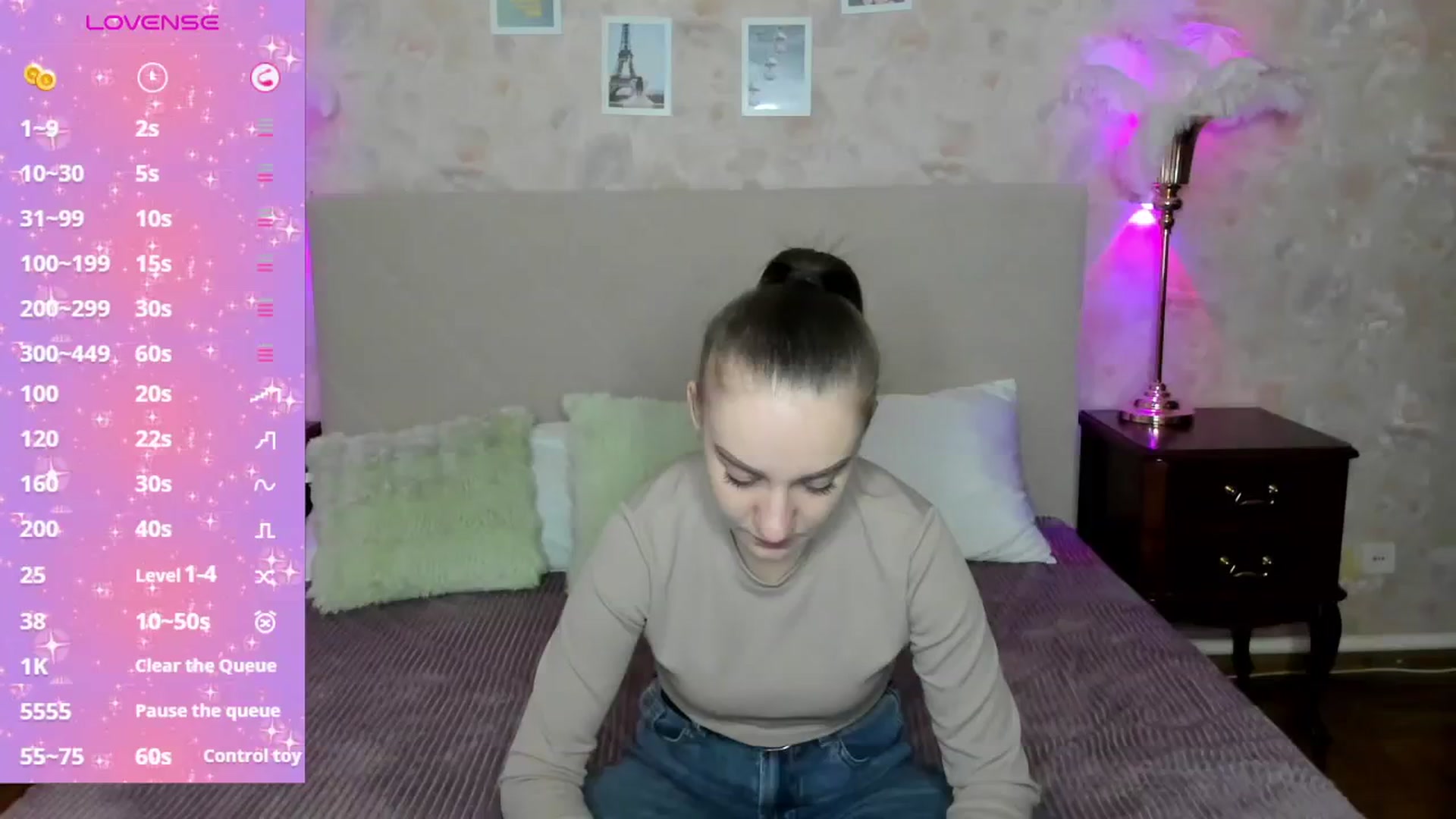 Gallery image thumbnail from AmeliGoldy's myfreecams stream on, 11/18/2025, 10:38 image 5 of 20