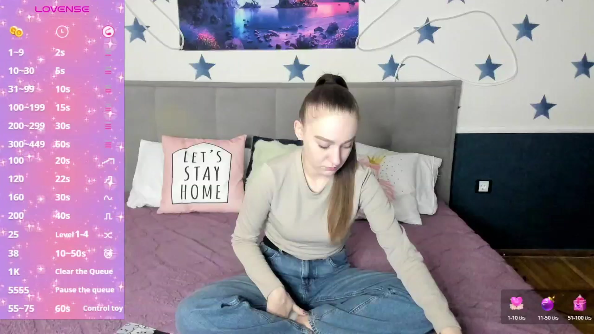 Gallery image thumbnail from AmeliGoldy's myfreecams stream on, 11/19/2025, 10:07 image 3 of 20
