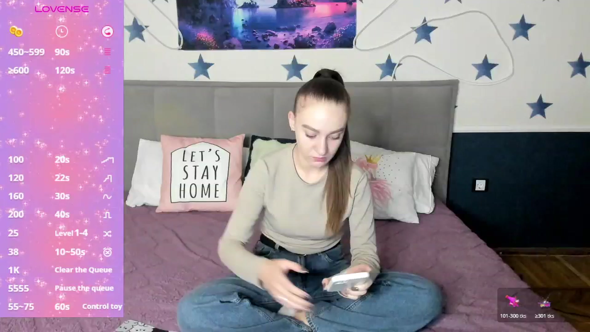 Gallery image thumbnail from AmeliGoldy's myfreecams stream on, 11/19/2025, 10:07 image 2 of 20