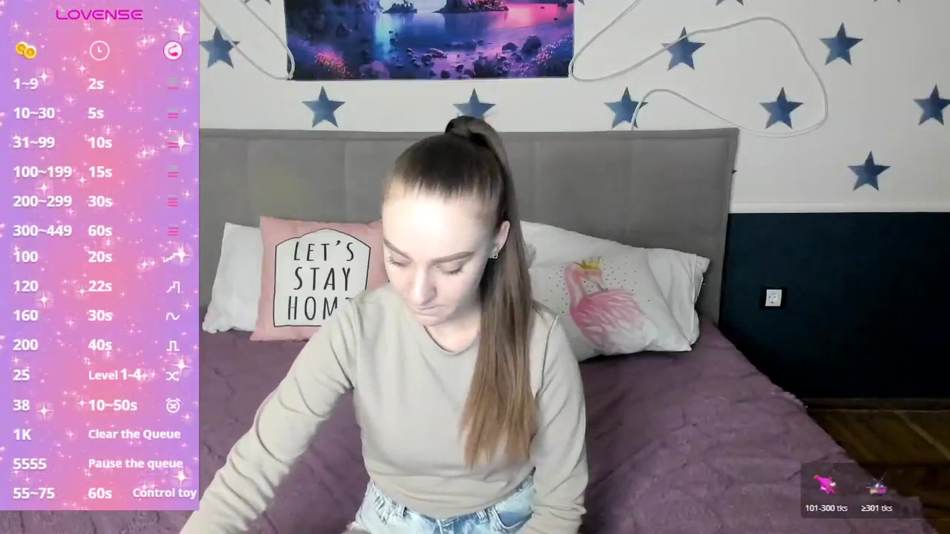 Gallery image thumbnail from AmeliGoldy's myfreecams stream on, 11/19/2025, 11:17 image 12 of 20