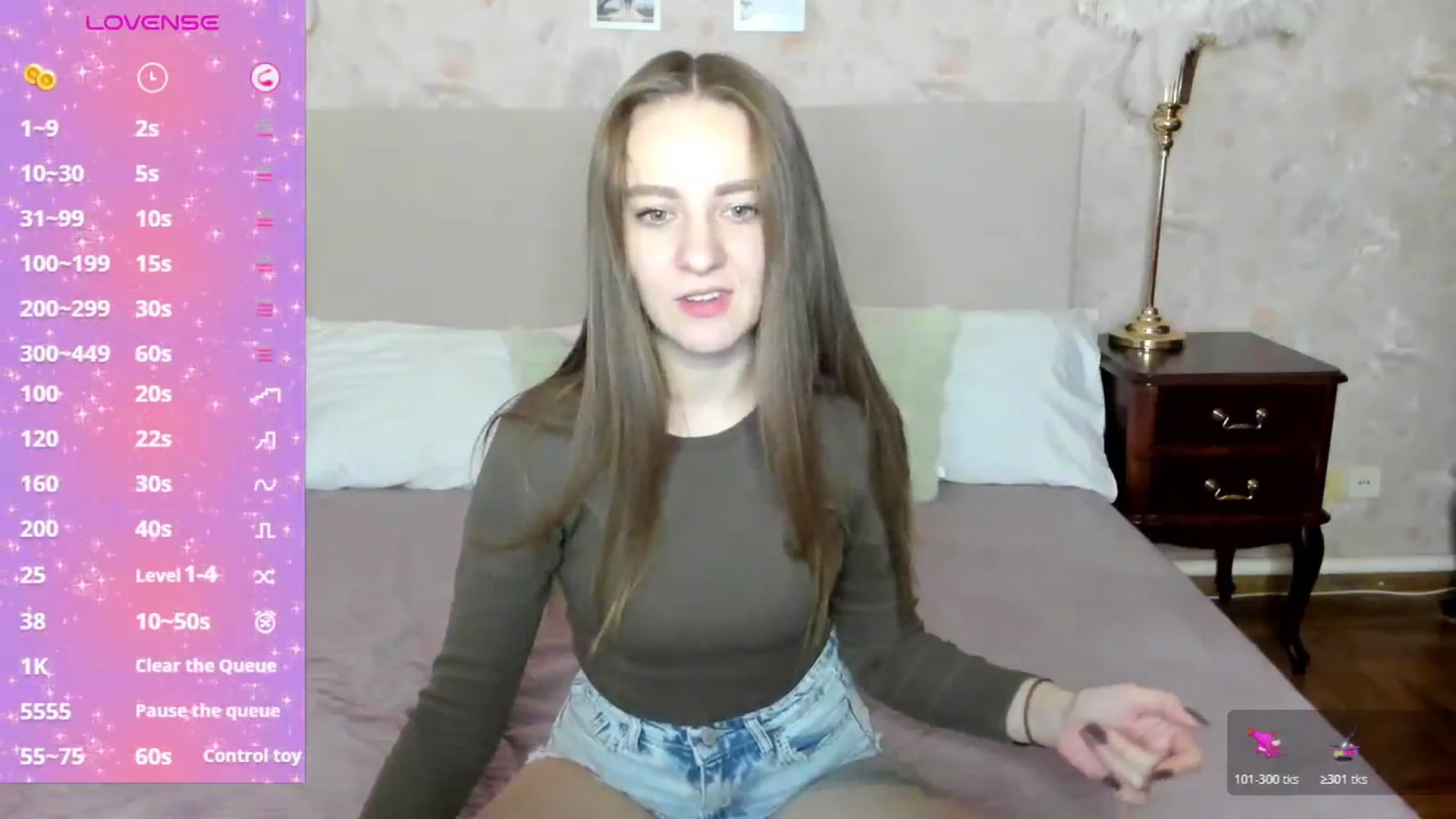 Gallery image thumbnail from AmeliGoldy's myfreecams stream on, 11/20/2025, 10:25 image 7 of 20