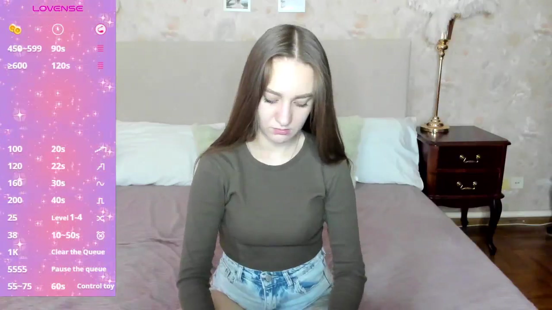 Gallery image thumbnail from AmeliGoldy's myfreecams stream on, 11/20/2025, 10:25 image 17 of 20