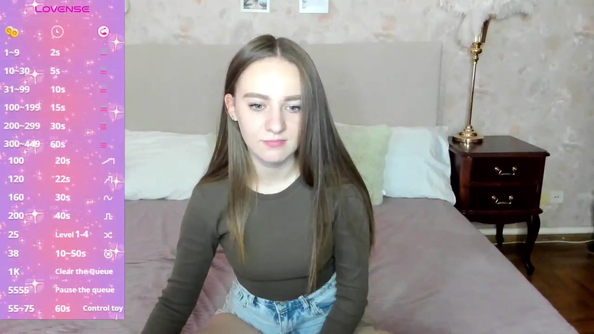 Gallery image thumbnail from AmeliGoldy's myfreecams stream on, 11/20/2025, 10:25 image 16 of 20