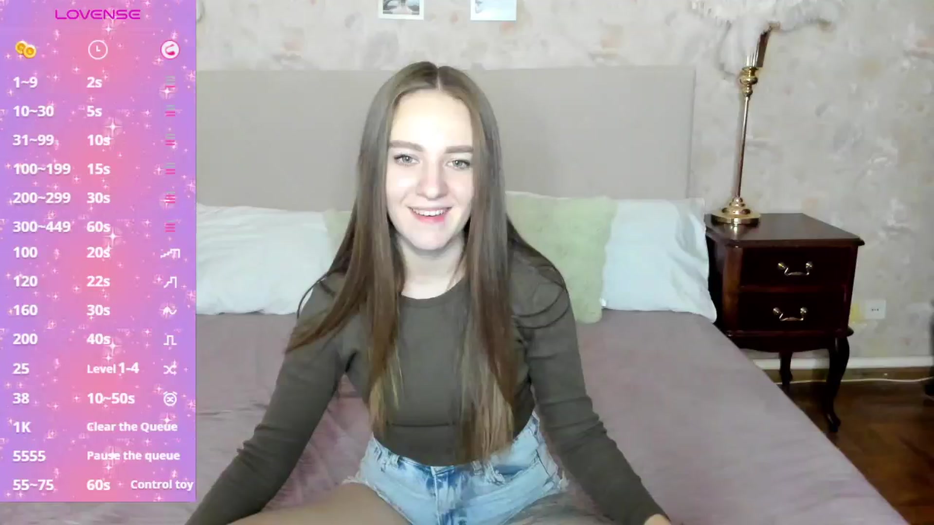 Gallery image thumbnail from AmeliGoldy's myfreecams stream on, 11/20/2025, 10:47 image 1 of 20