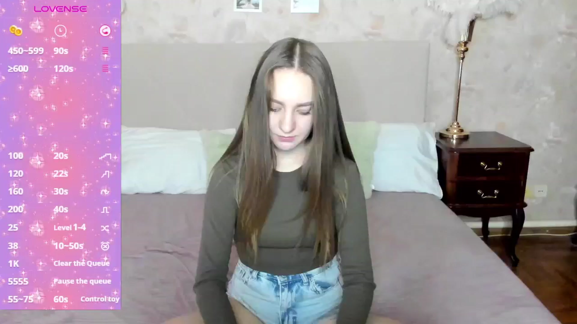 Gallery image thumbnail from AmeliGoldy's myfreecams stream on, 11/20/2025, 10:47 image 17 of 20