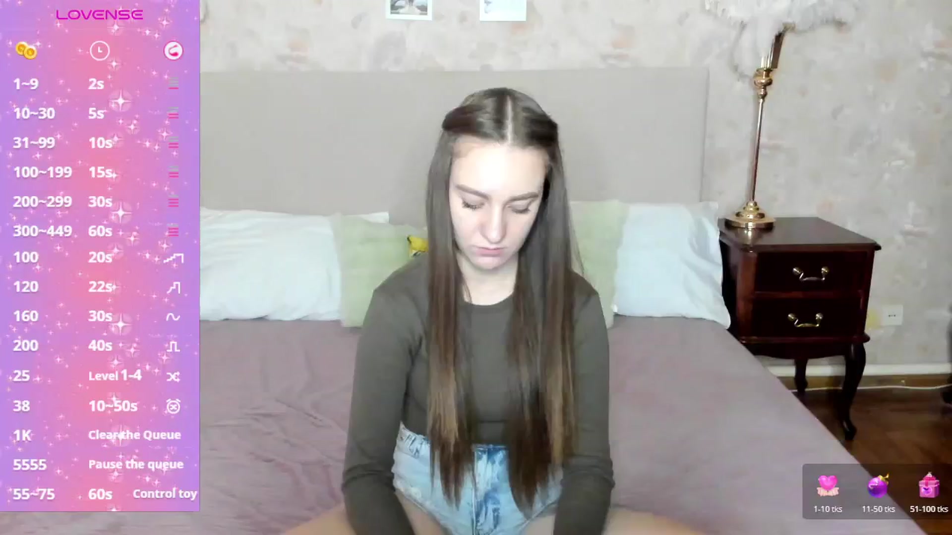 Gallery image thumbnail from AmeliGoldy's myfreecams stream on, 11/20/2025, 11:59 image 14 of 20