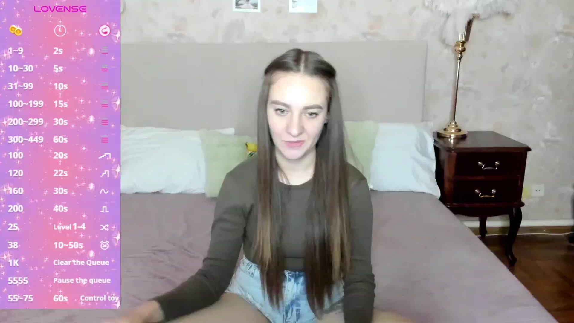 Gallery image thumbnail from AmeliGoldy's myfreecams stream on, 11/20/2025, 11:59 image 15 of 20