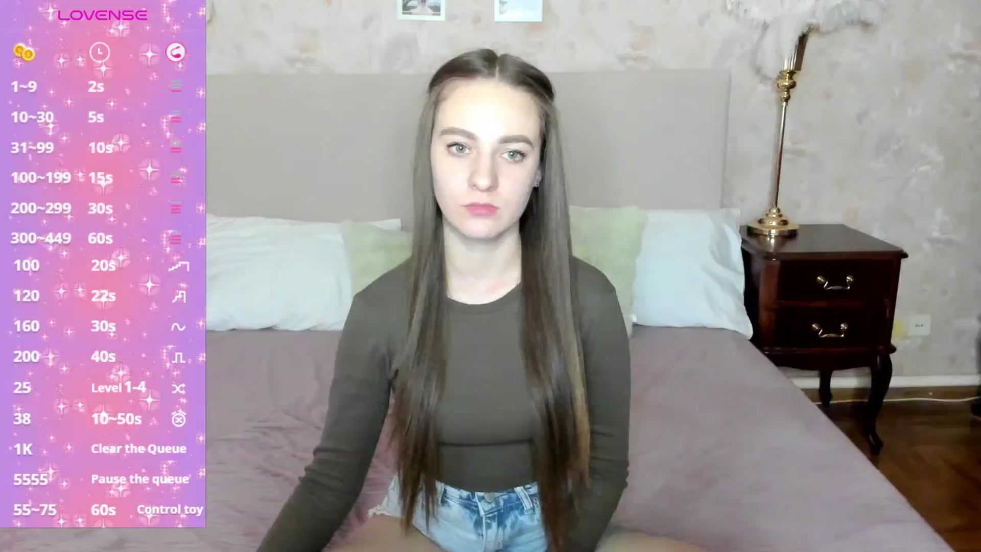 Gallery image thumbnail from AmeliGoldy's myfreecams stream on, 11/20/2025, 11:59 image 12 of 20