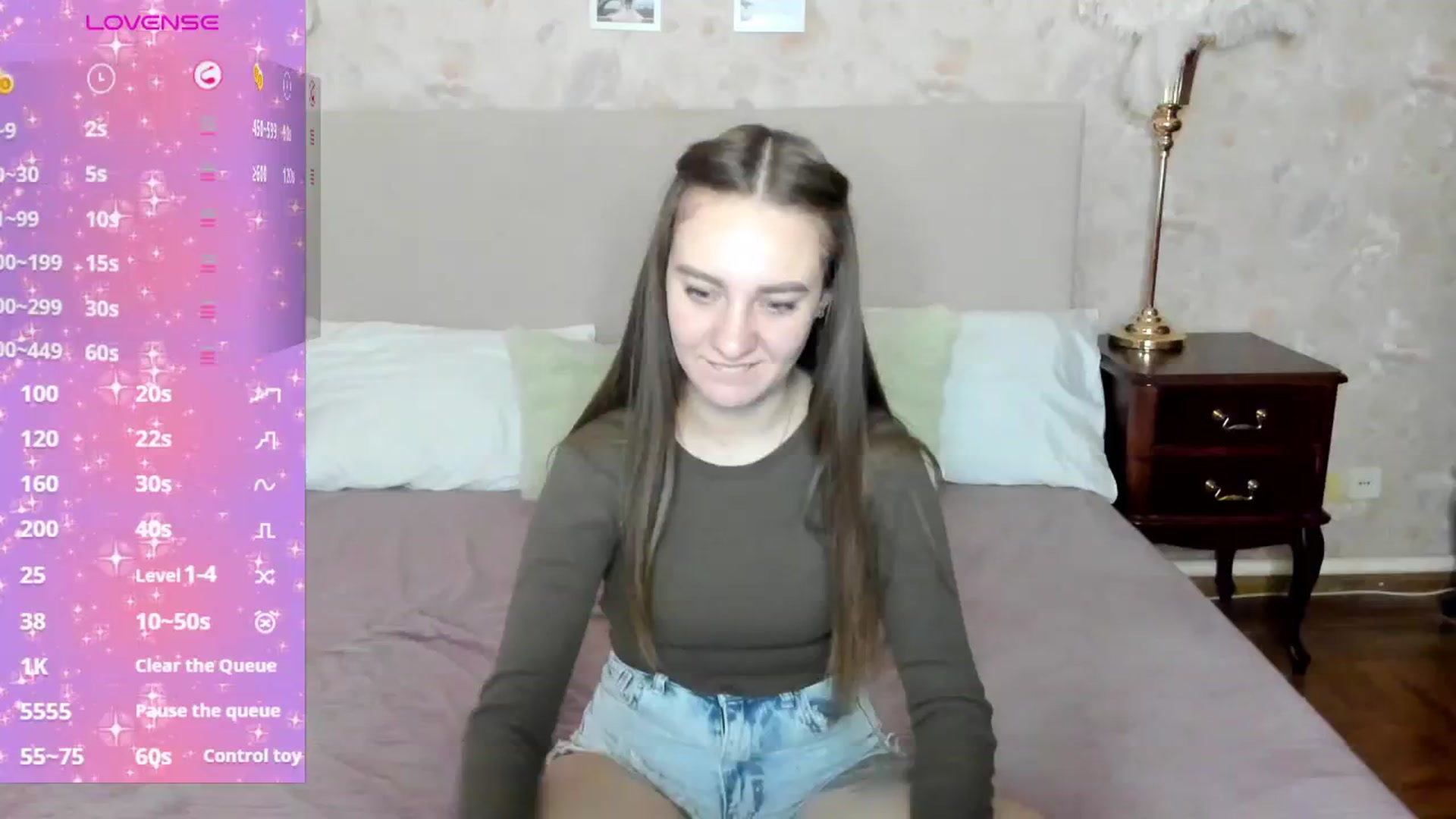 Gallery image thumbnail from AmeliGoldy's myfreecams stream on, 11/20/2025, 11:59 image 7 of 20