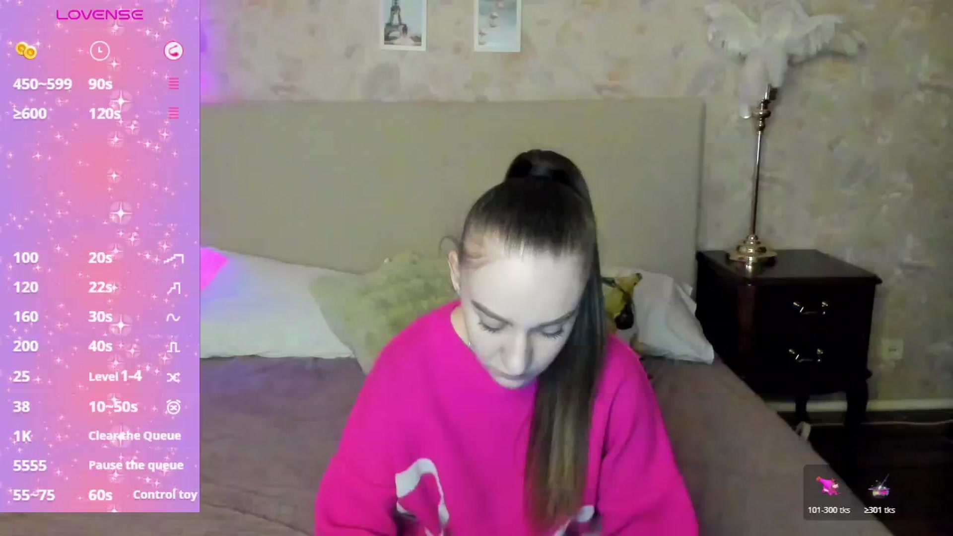 Gallery image thumbnail from AmeliGoldy's myfreecams stream on, 12/03/2025, 11:28 image 16 of 20