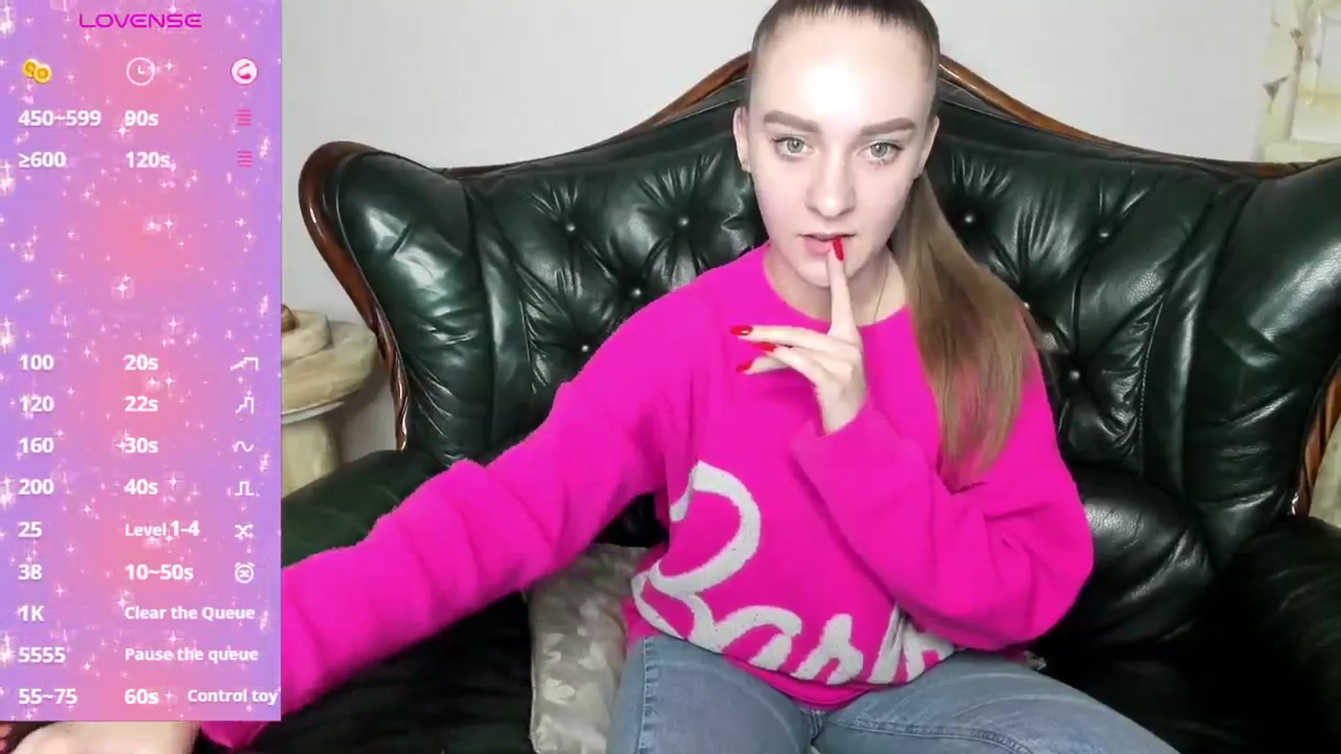 Gallery image thumbnail from AmeliGoldy's myfreecams stream on, 12/04/2025, 12:18 image 15 of 20