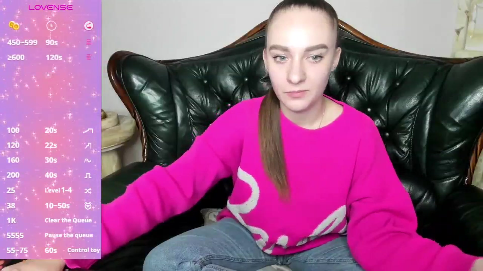 Gallery image thumbnail from AmeliGoldy's myfreecams stream on, 12/04/2025, 12:18 image 13 of 20