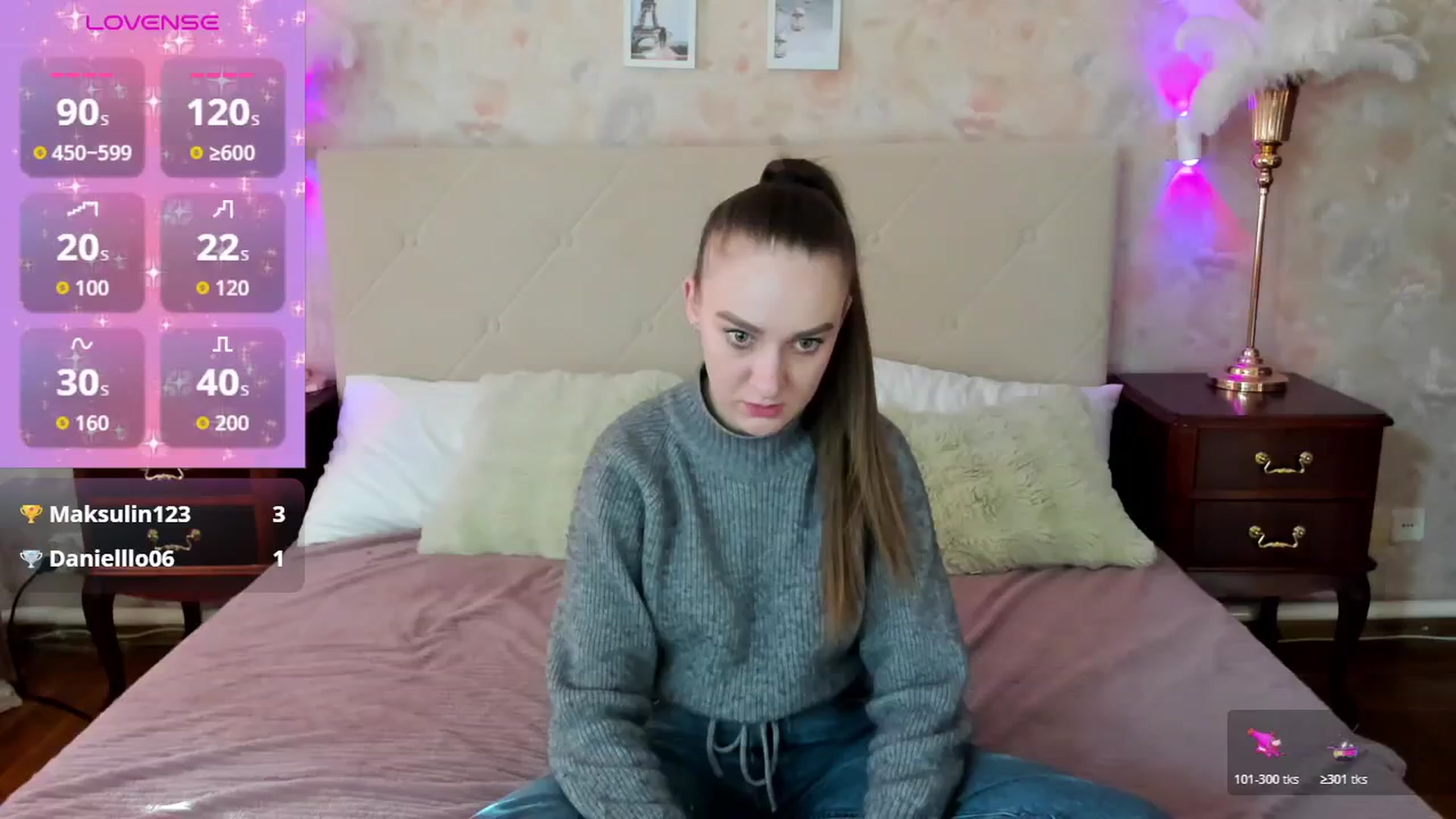Gallery image thumbnail from AmeliGoldy's myfreecams stream on, 12/12/2025, 12:16 image 6 of 20