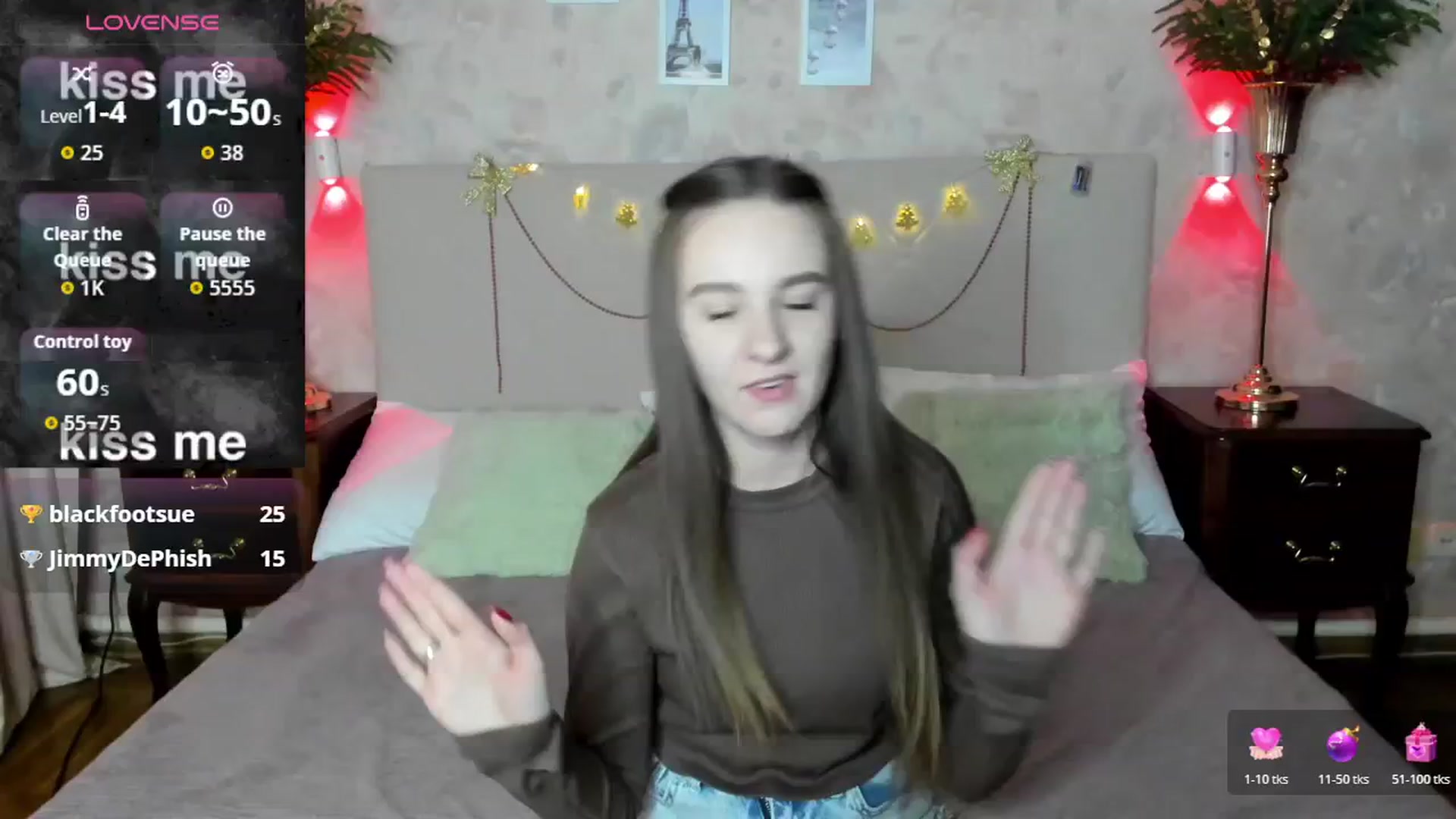 Gallery image thumbnail from AmeliGoldy's myfreecams stream on, 12/21/2025, 11:49 image 15 of 20