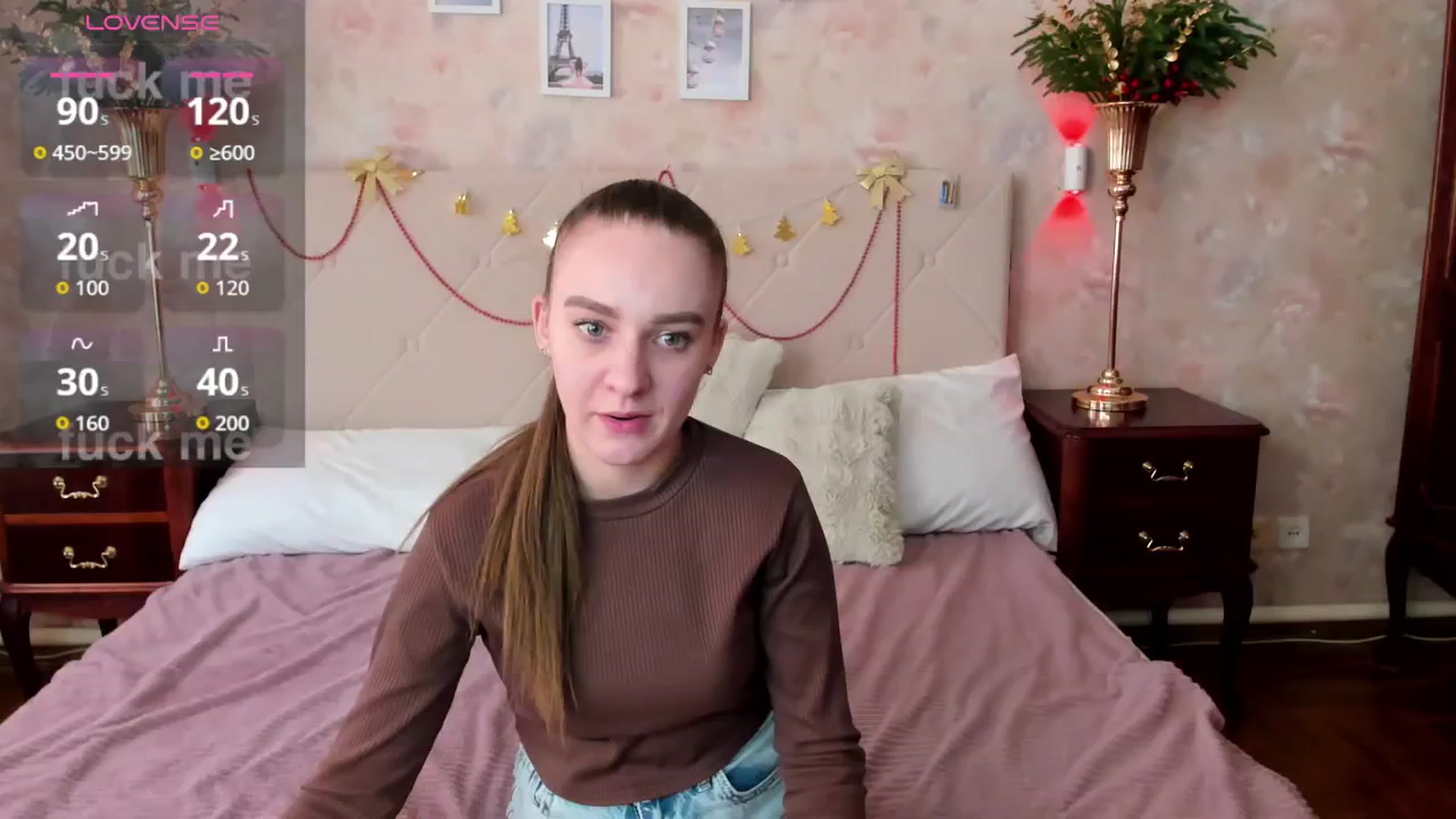 Gallery image thumbnail from AmeliGoldy's myfreecams stream on, 12/25/2025, 12:38 image 8 of 20