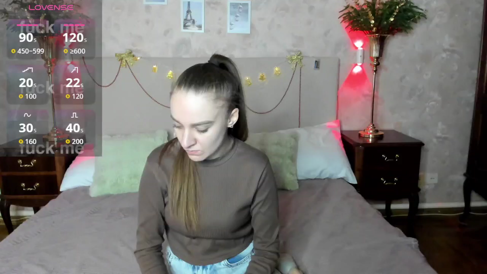 Gallery image thumbnail from AmeliGoldy's myfreecams stream on, 12/25/2025, 14:23 image 1 of 20