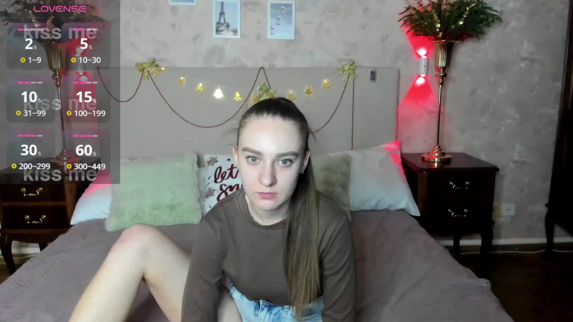 Gallery image thumbnail from AmeliGoldy's myfreecams stream on, 12/25/2025, 14:23 image 18 of 20