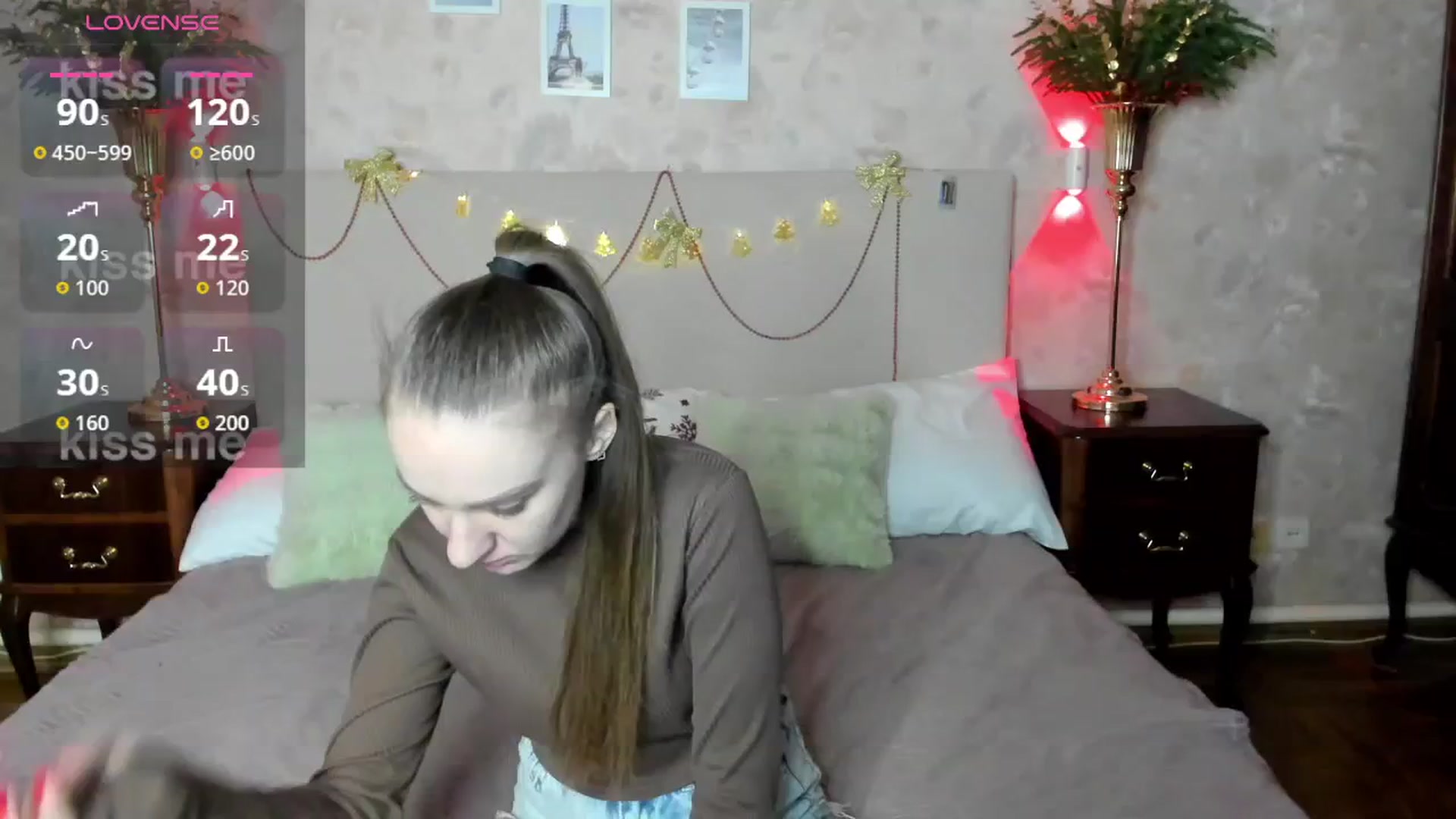 Gallery image thumbnail from AmeliGoldy's myfreecams stream on, 12/25/2025, 14:23 image 8 of 20