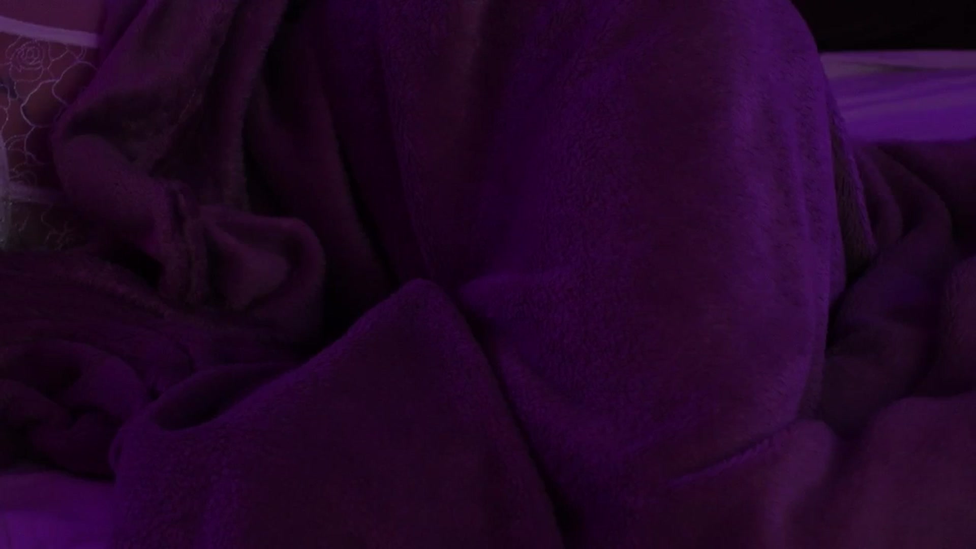 Gallery image thumbnail from AmeliaAngelx's myfreecams stream on, 10/22/2025, 09:27 image 15 of 20