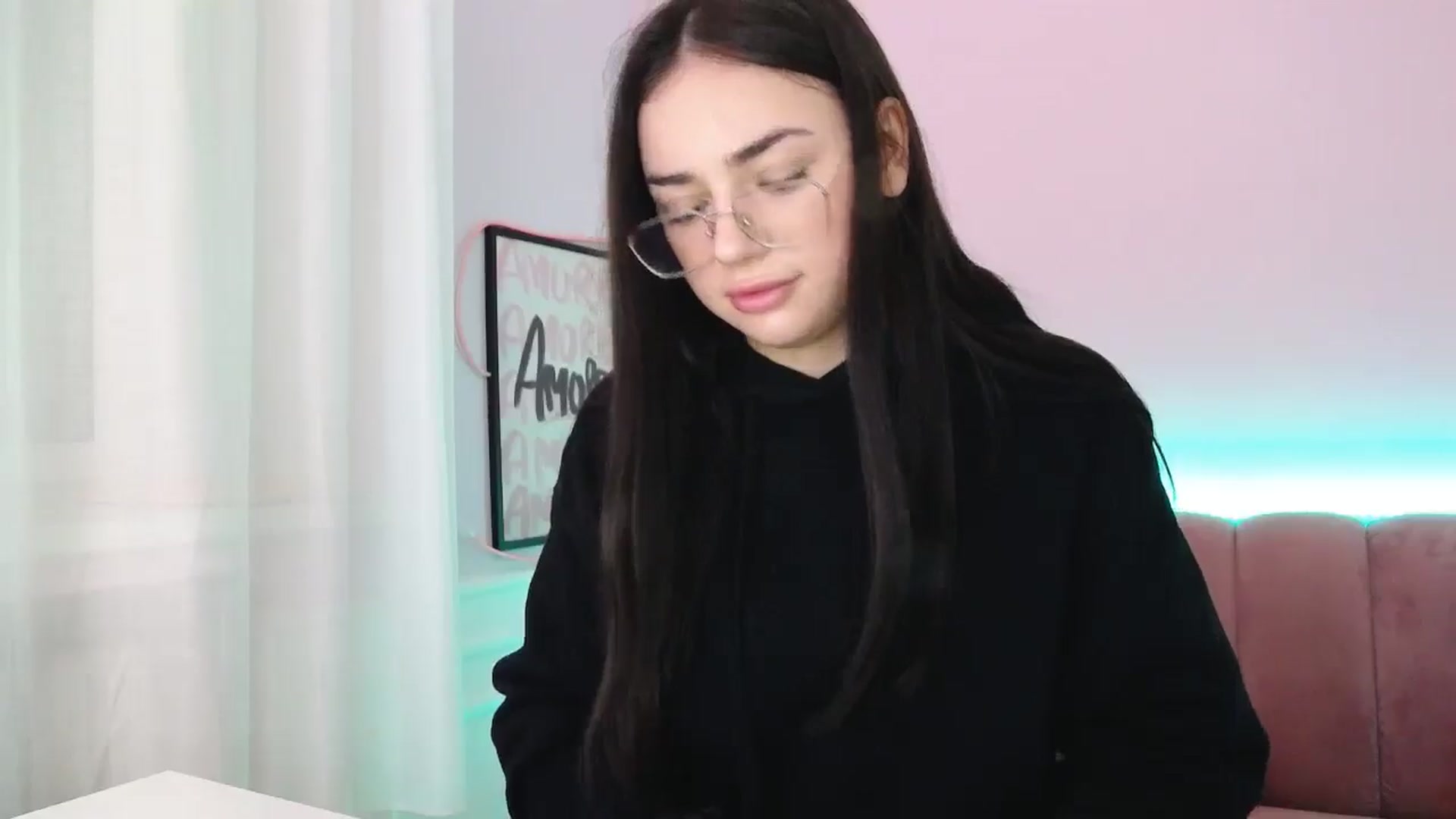 Gallery image thumbnail from AmeliaBell's myfreecams stream on, 11/16/2025, 09:45 image 10 of 20
