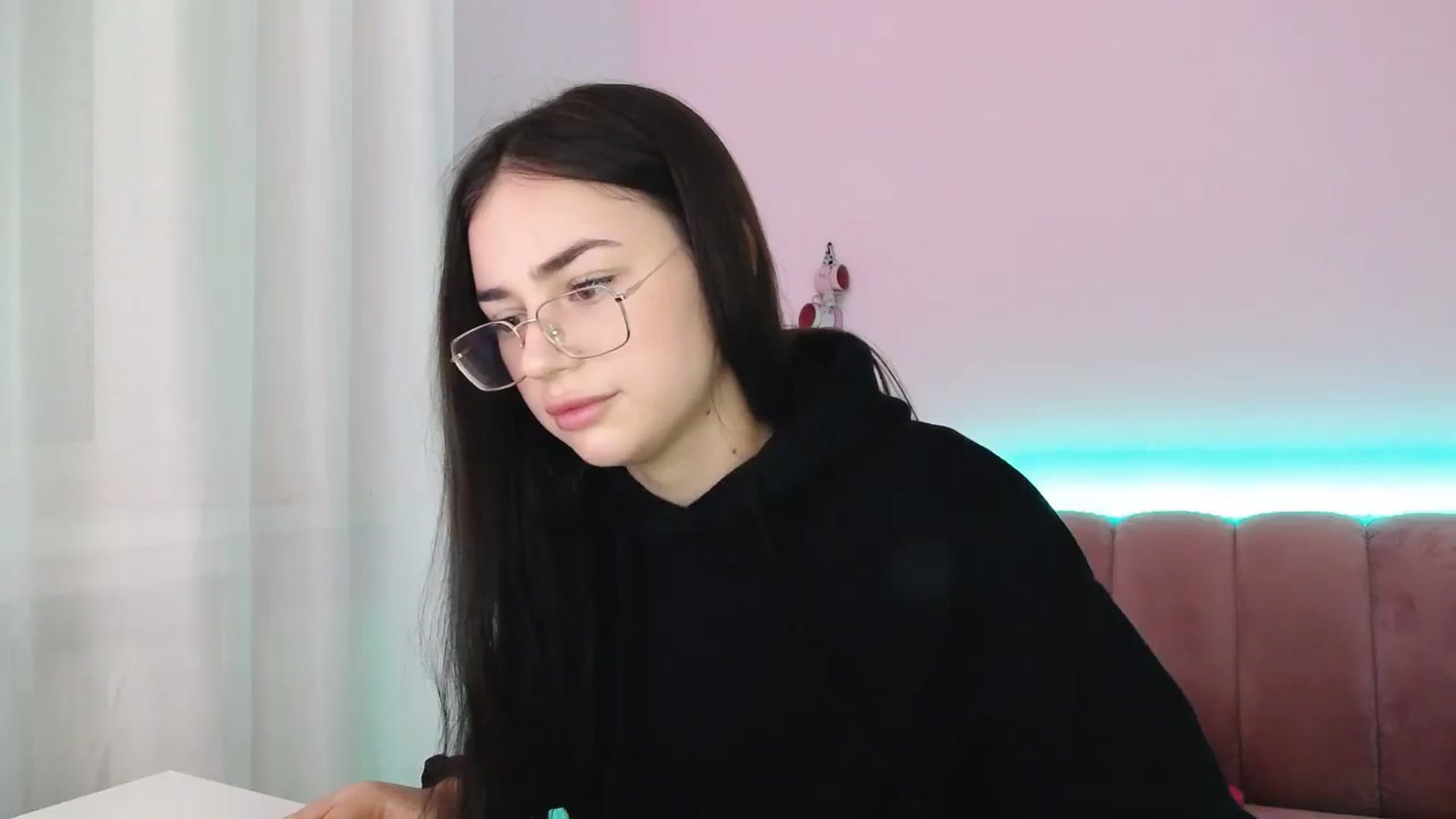 Gallery image thumbnail from AmeliaBell's myfreecams stream on, 11/16/2025, 09:45 image 20 of 20