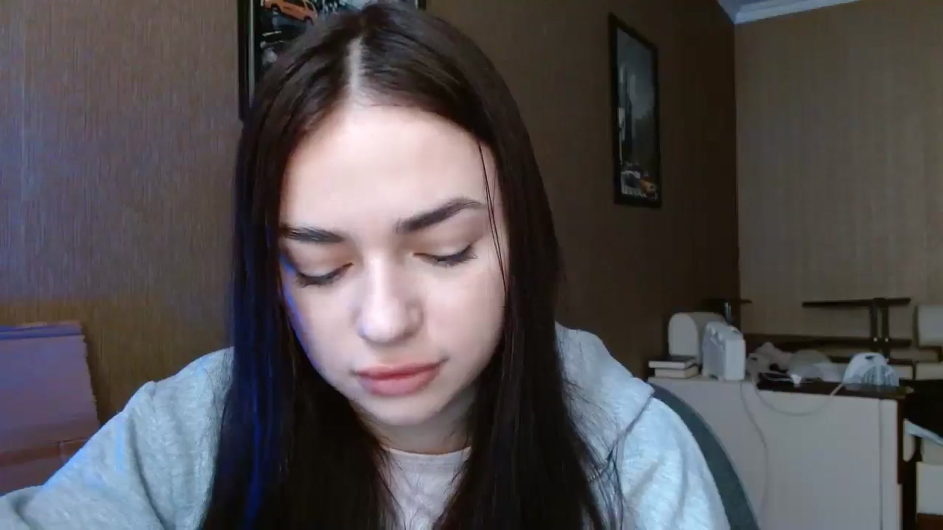 Gallery image thumbnail from AmeliaBell's myfreecams stream on, 11/17/2025, 08:42 image 12 of 20